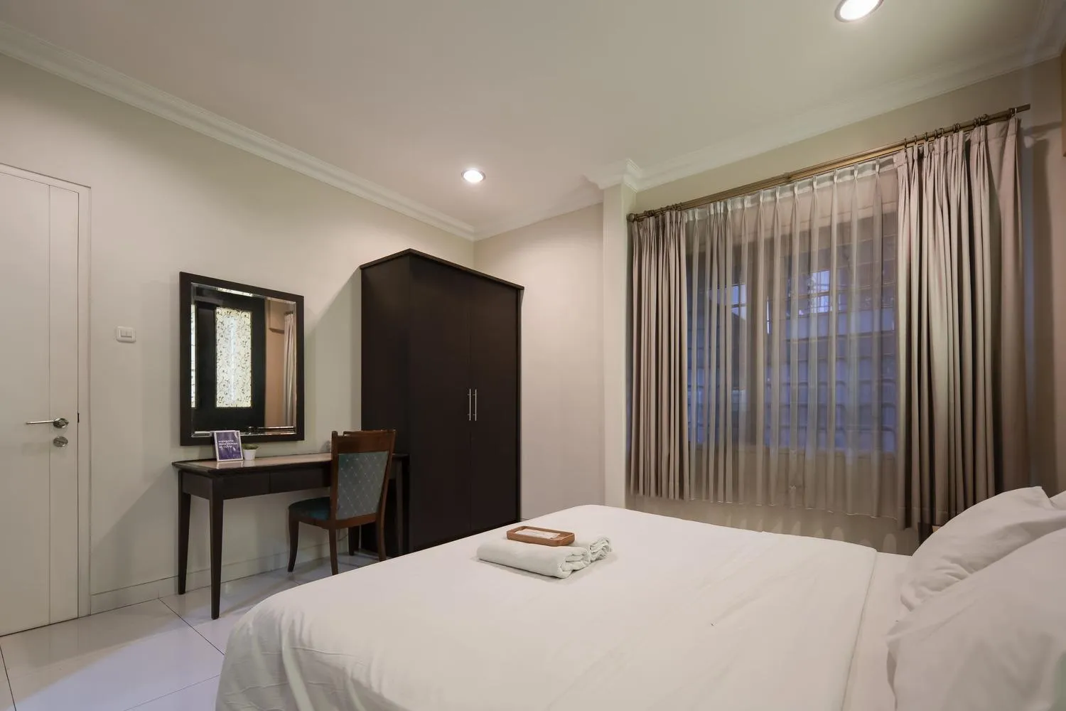 Bedroom, Bed in Cove Ottenville Boutique Hotel