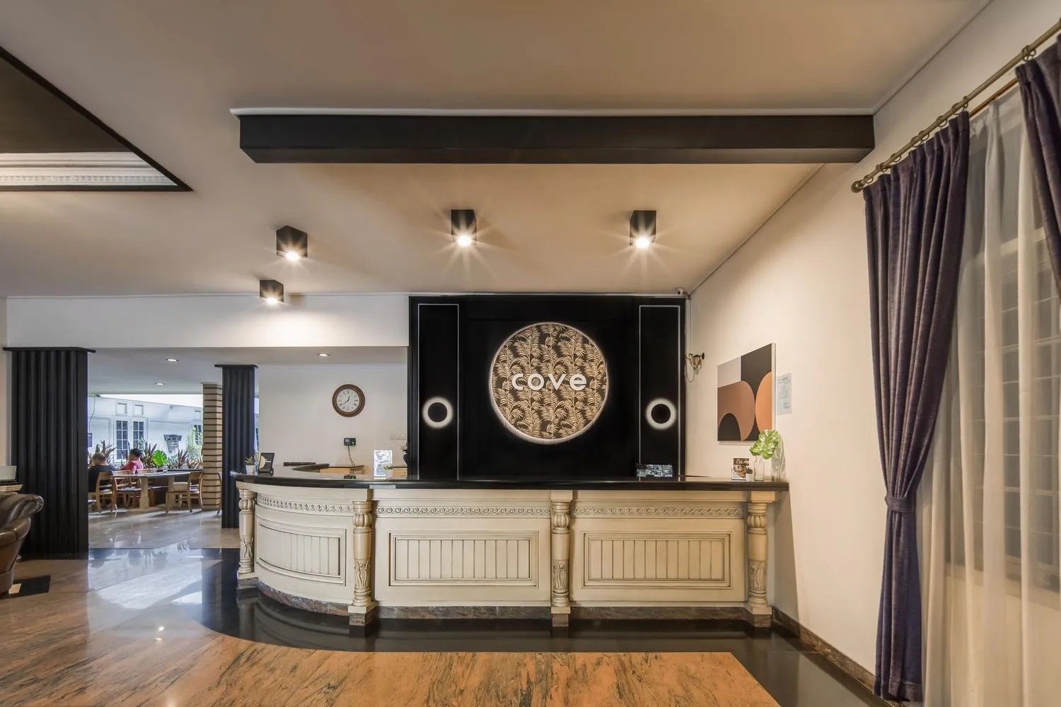 Lobby or reception in Cove Ottenville Boutique Hotel