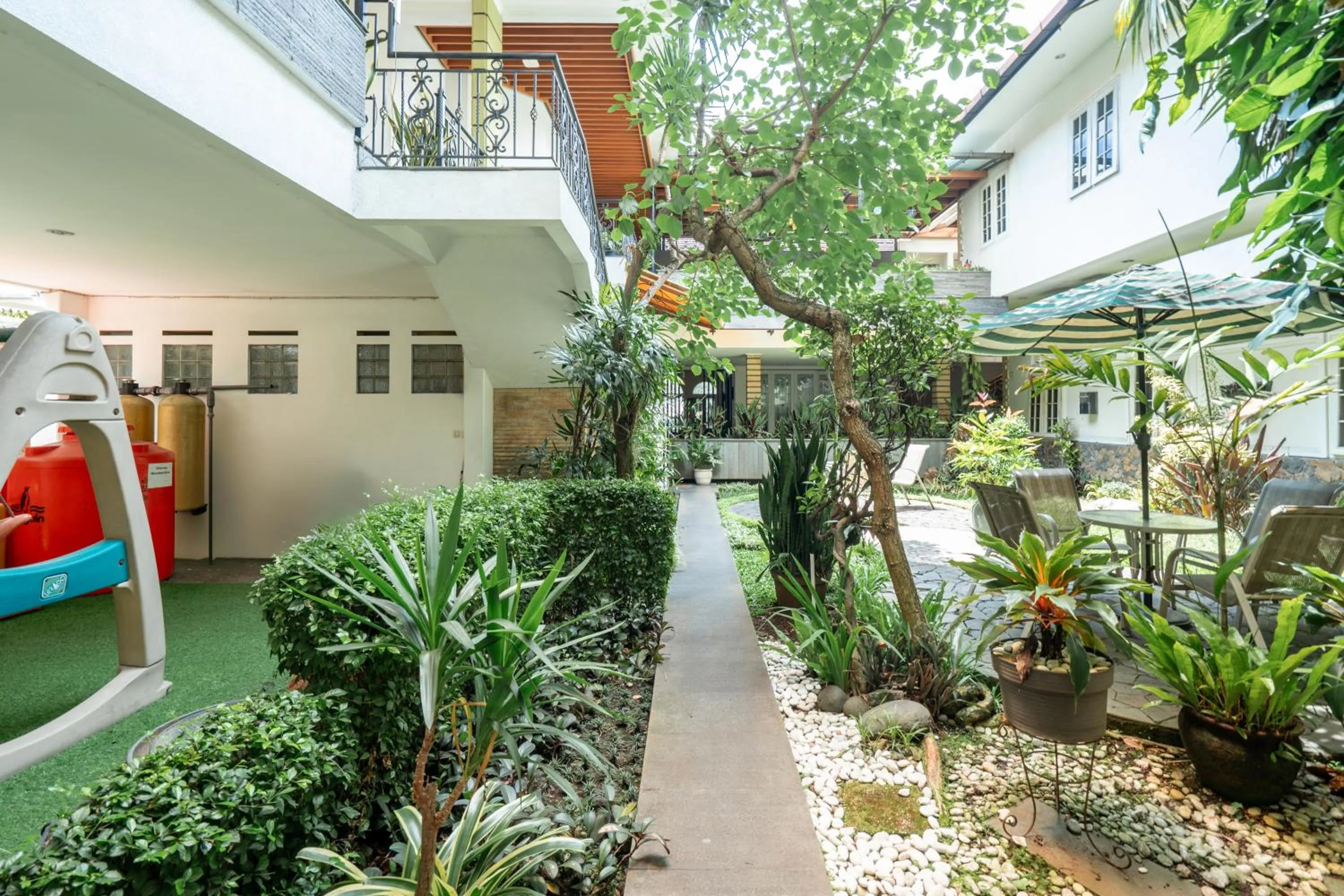 Area and facilities in Rehat at Ottenville Boutique Hotel