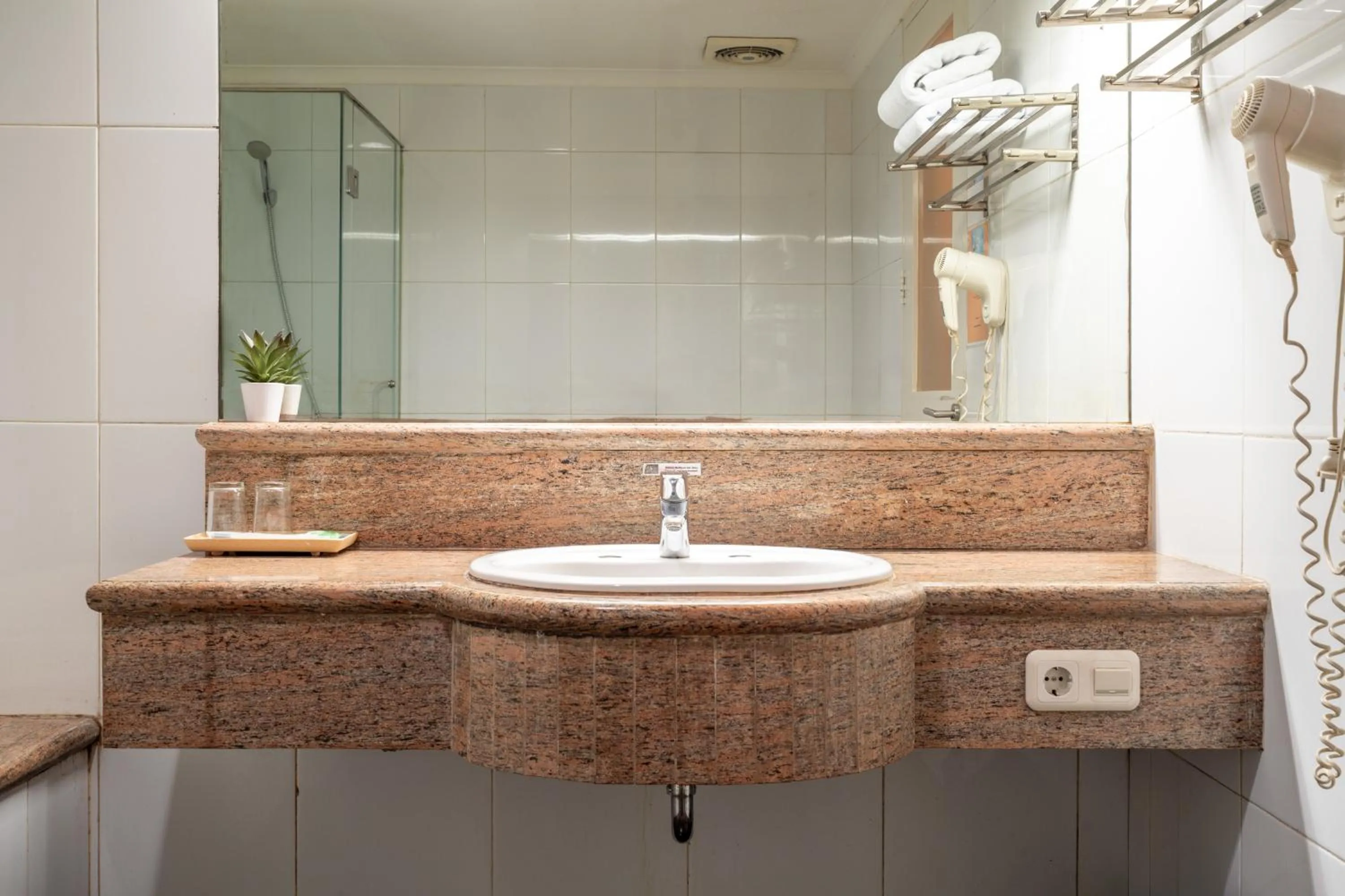 Bathroom in Rehat at Ottenville Boutique Hotel