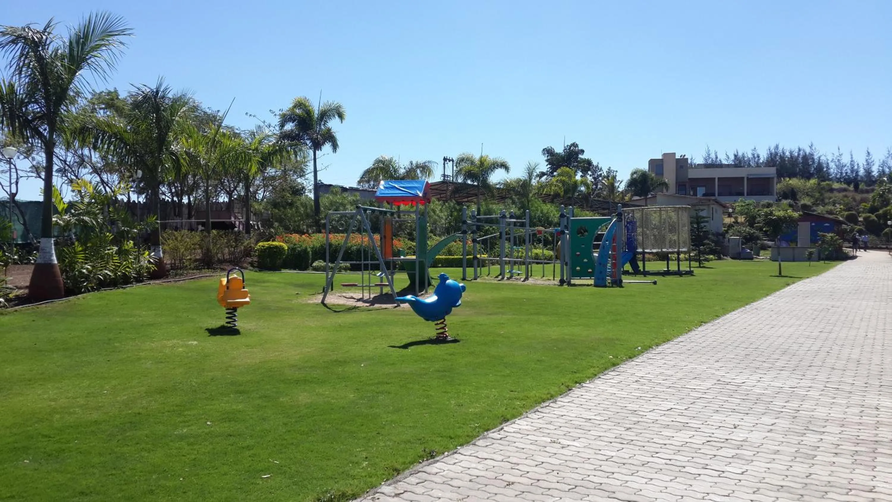 Children play ground in Savana Lake Resort
