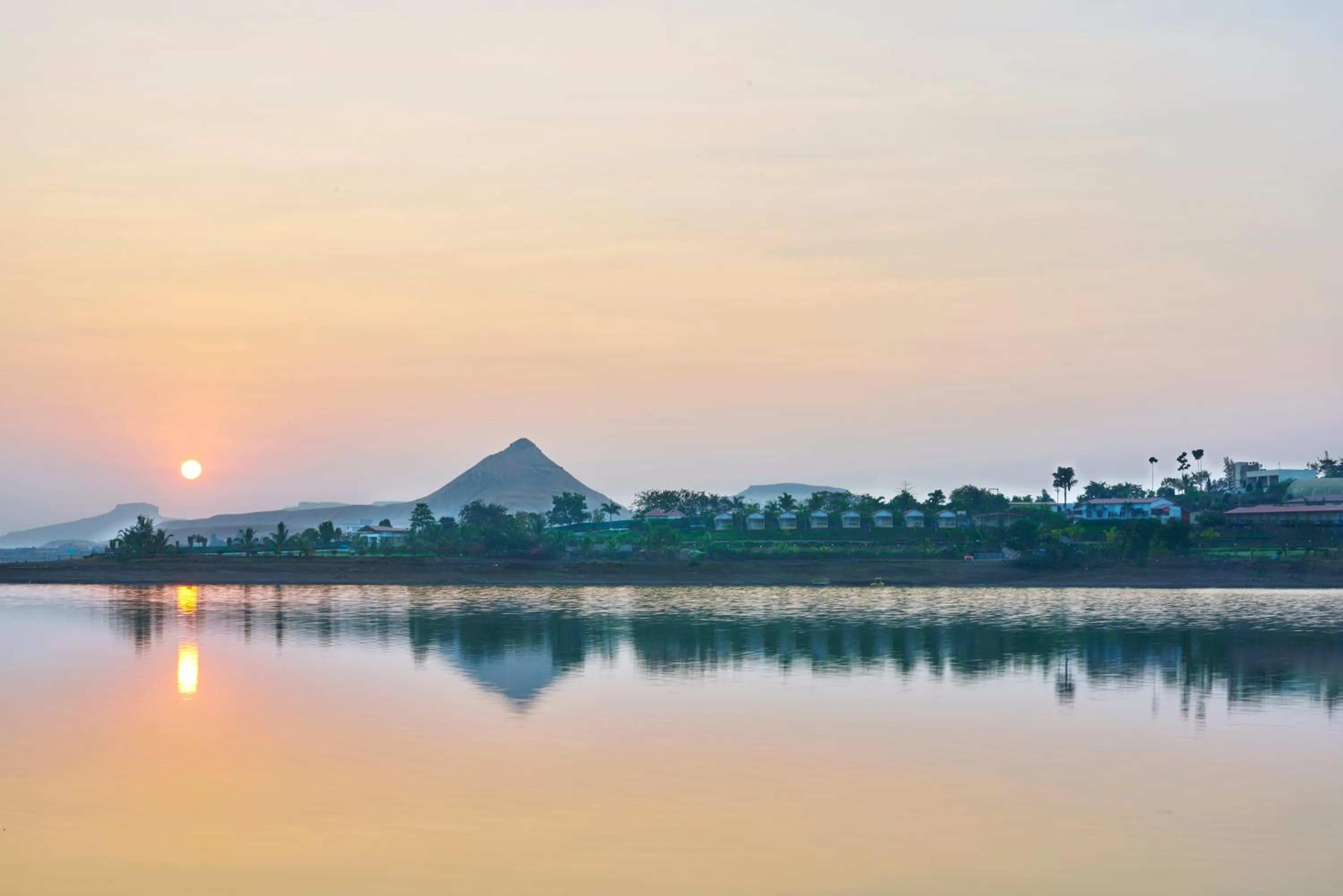 Lake view in Savana Lake Resort