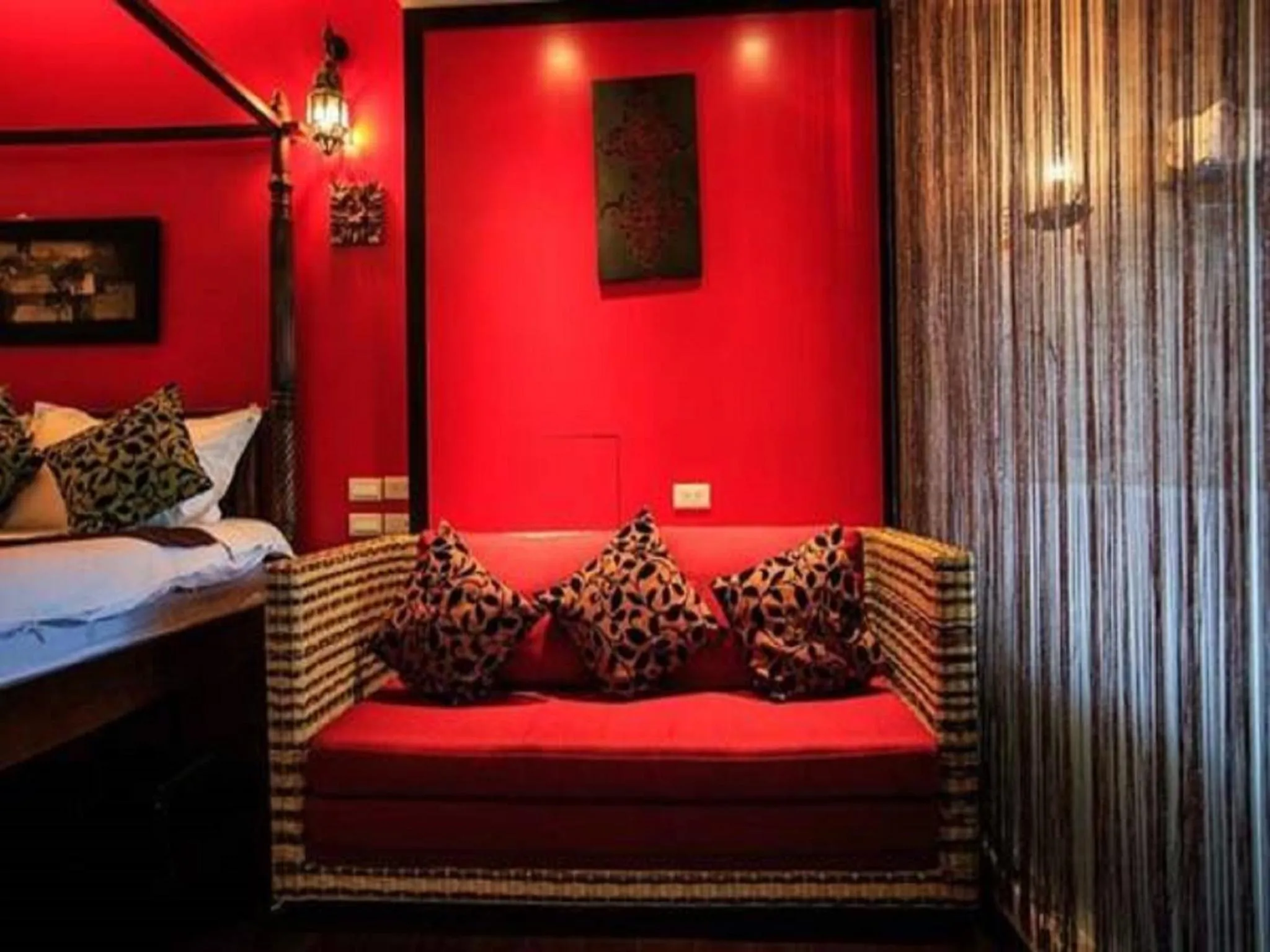 Decorative detail, Bed in Mystery13