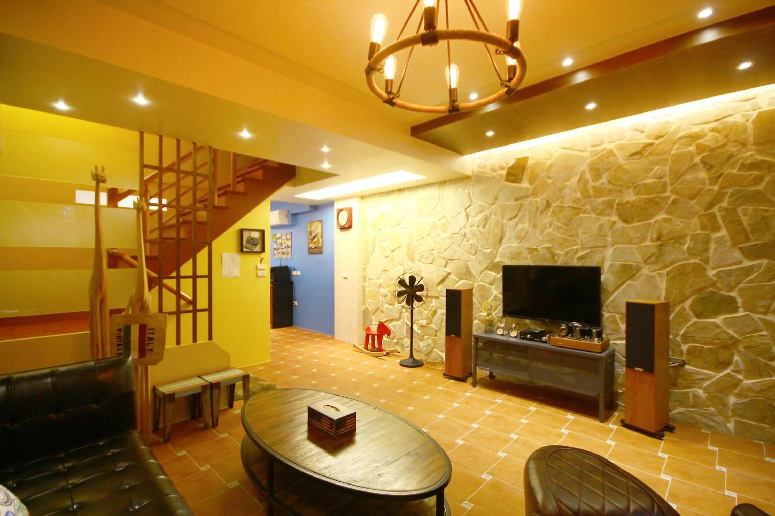 Living room in Mystery13