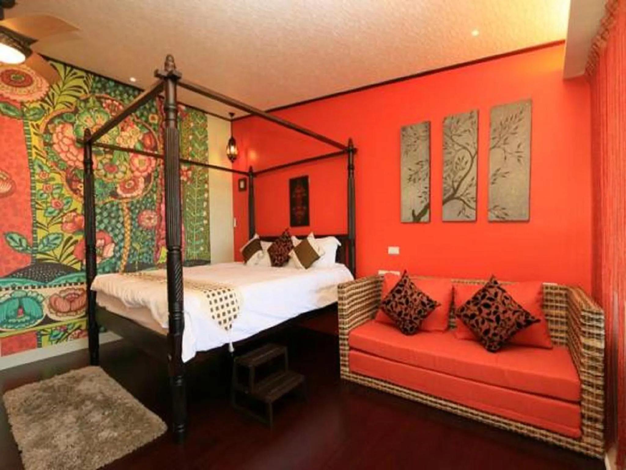 Photo of the whole room, Bed in Mystery13