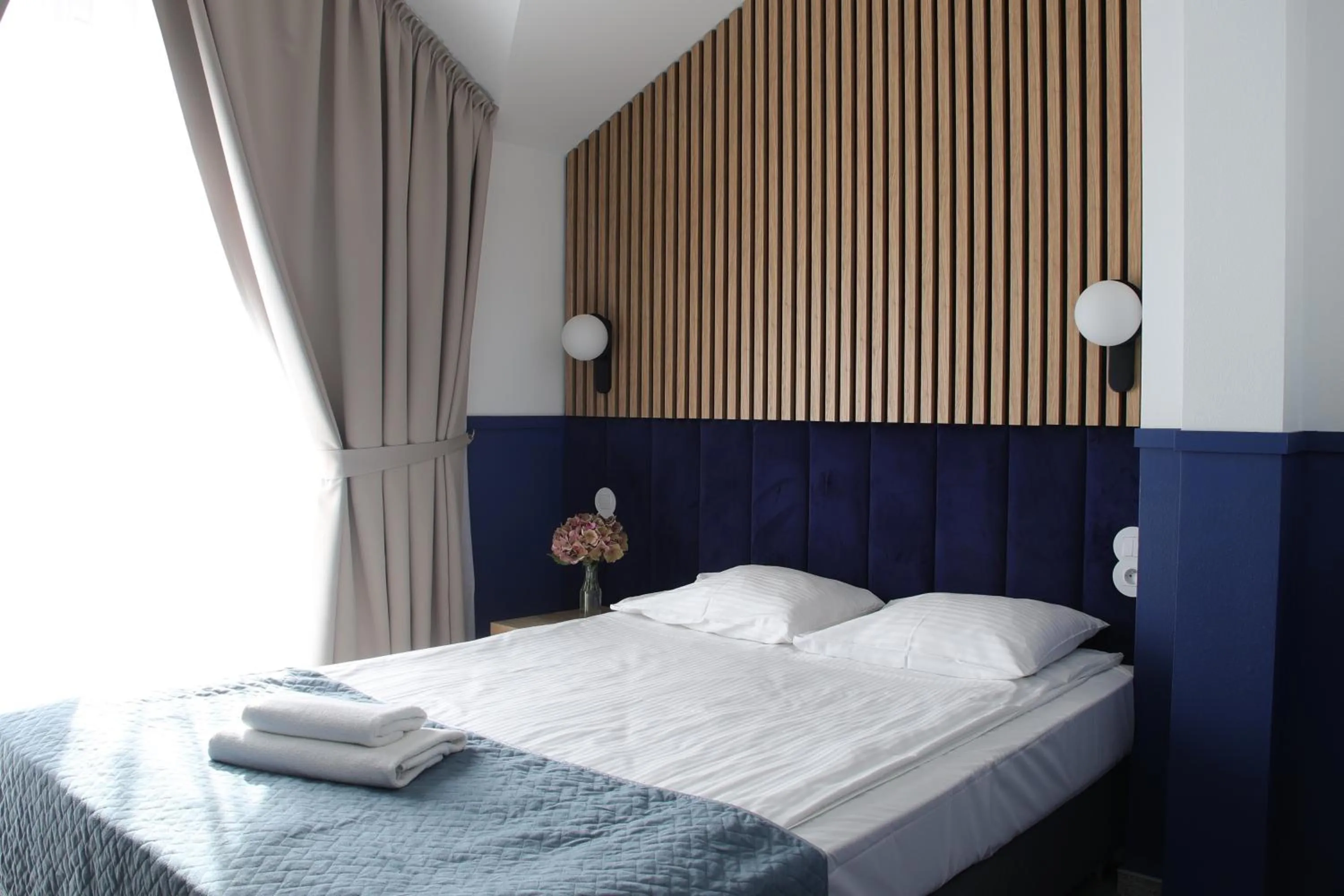 Photo of the whole room in Baltic Hotel