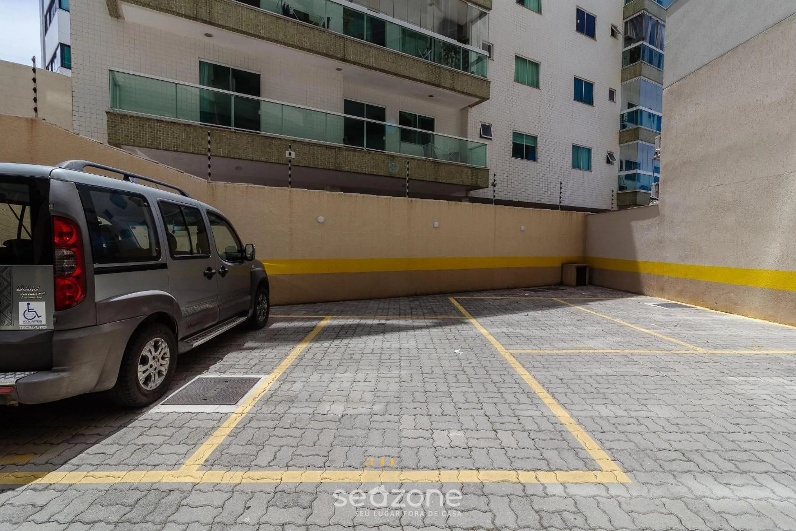 Area and facilities in Encantador apto em Cabo Frio SDA311