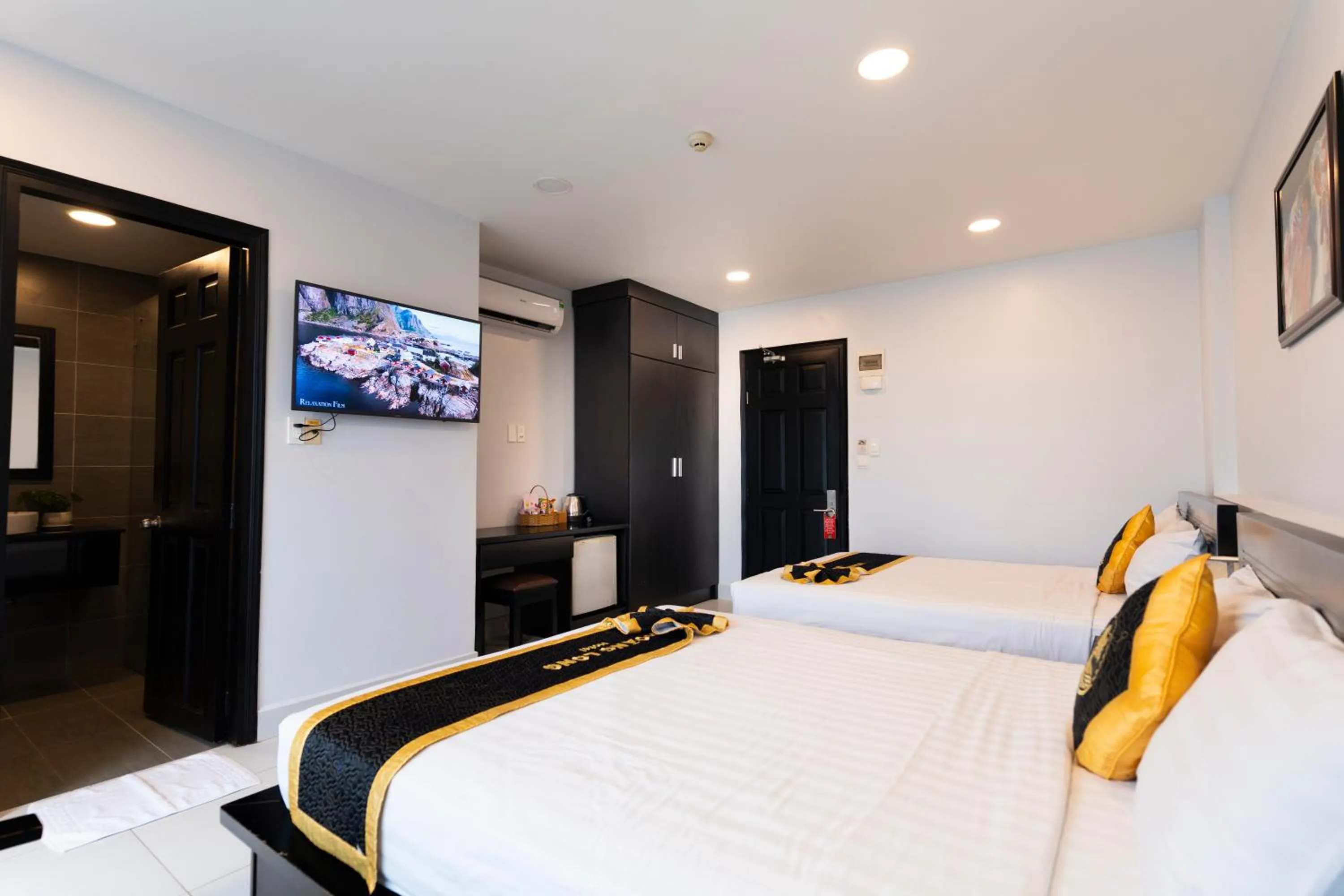 Bed in Hoang Long Hotel Phan Thiết