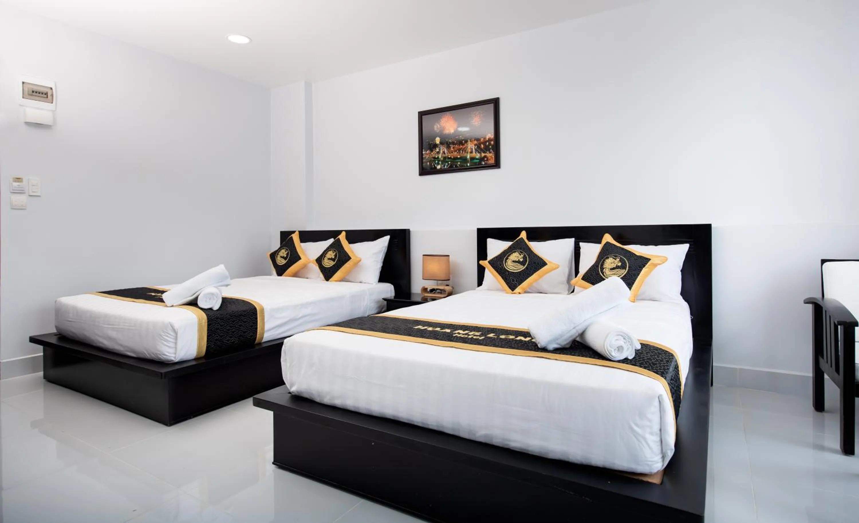 Bathroom, Bed in Hoang Long Hotel Phan Thiết