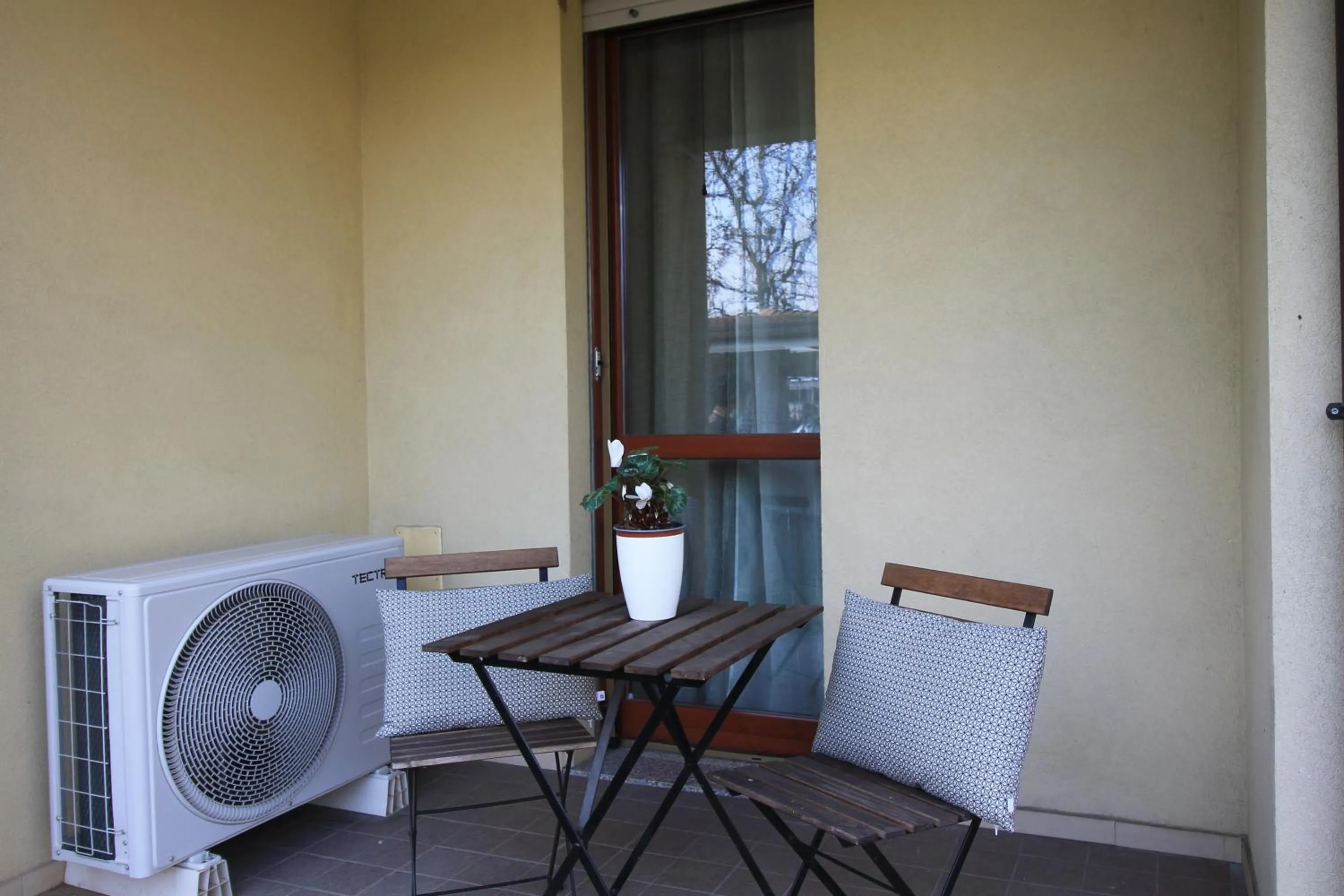 Balcony/Terrace in HQ Aparthotel Milano Inn - Smart Suites