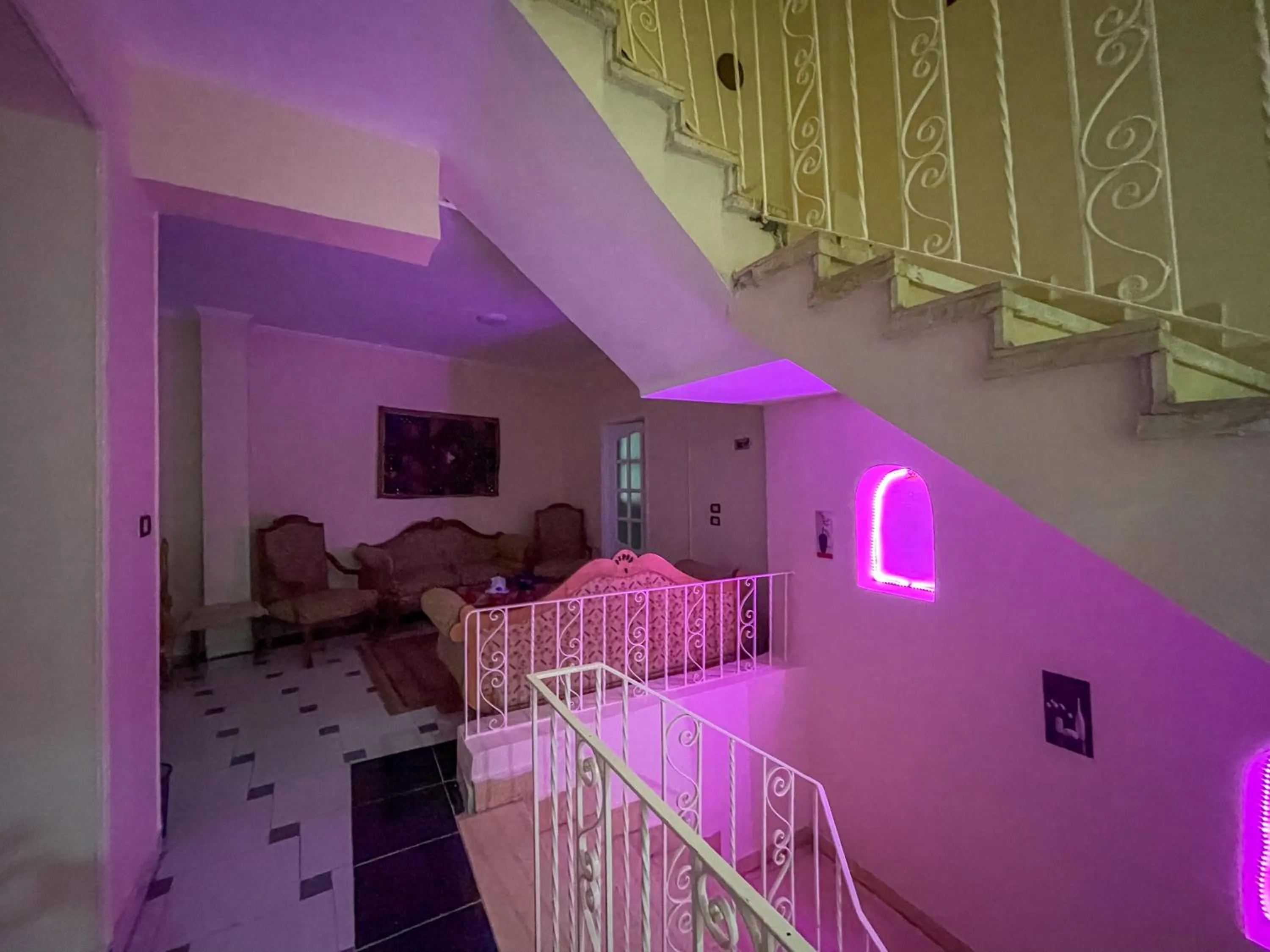 Queen of the pyramids hotel