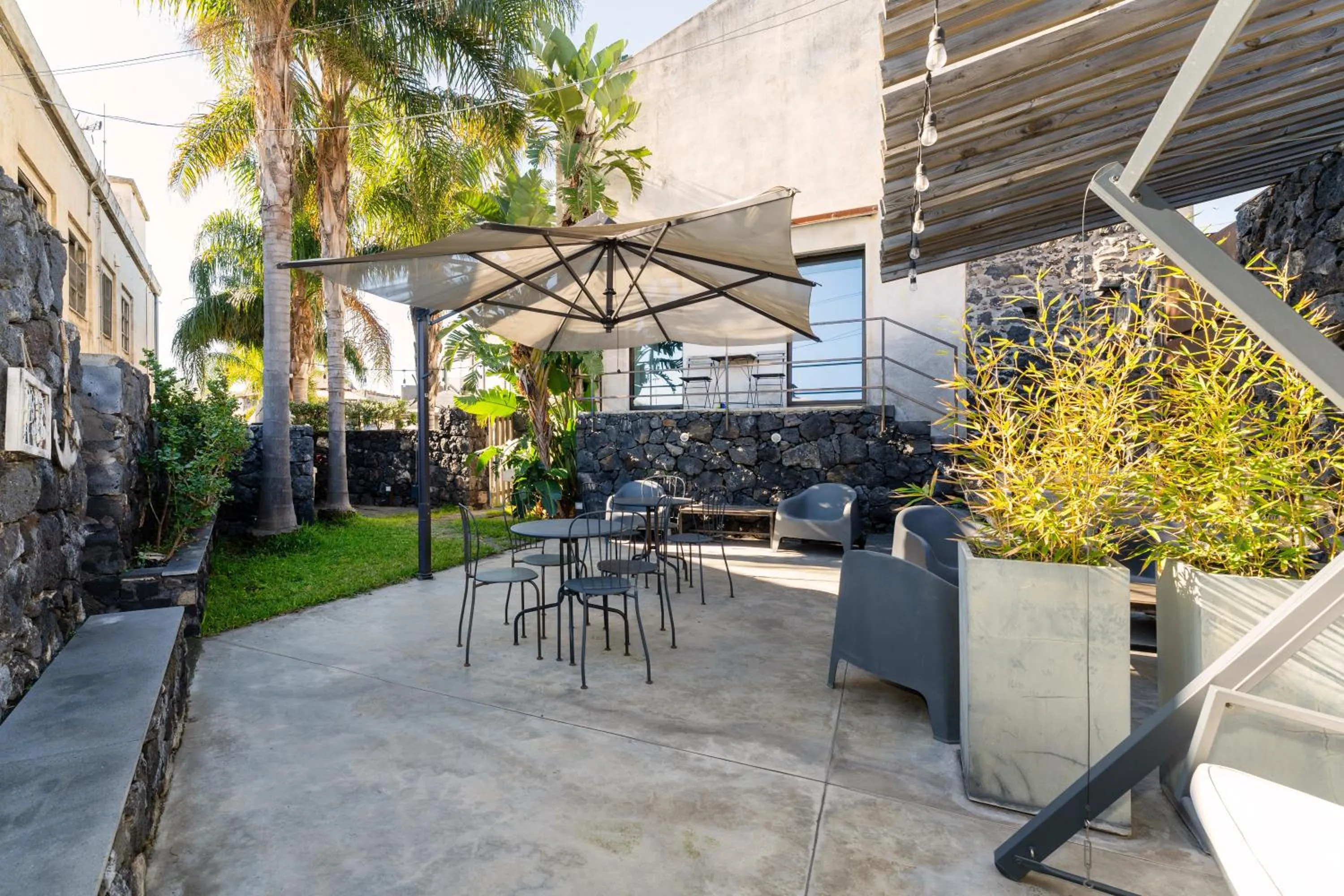 Garden in Sciara Biscari B&B