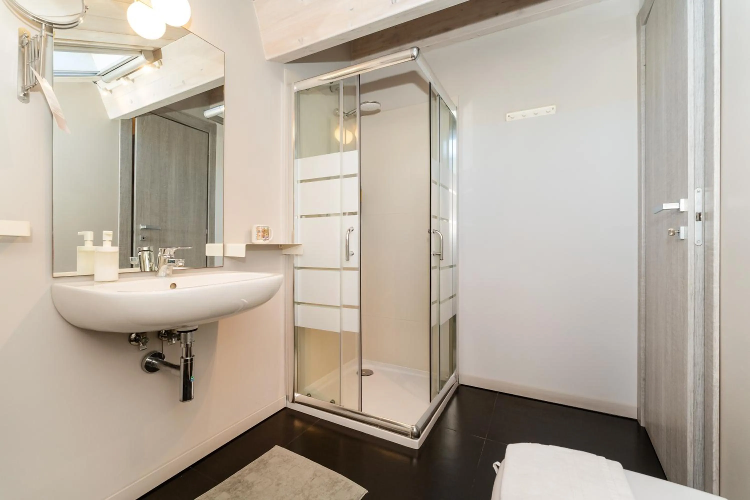 Bathroom in Sciara Biscari B&B