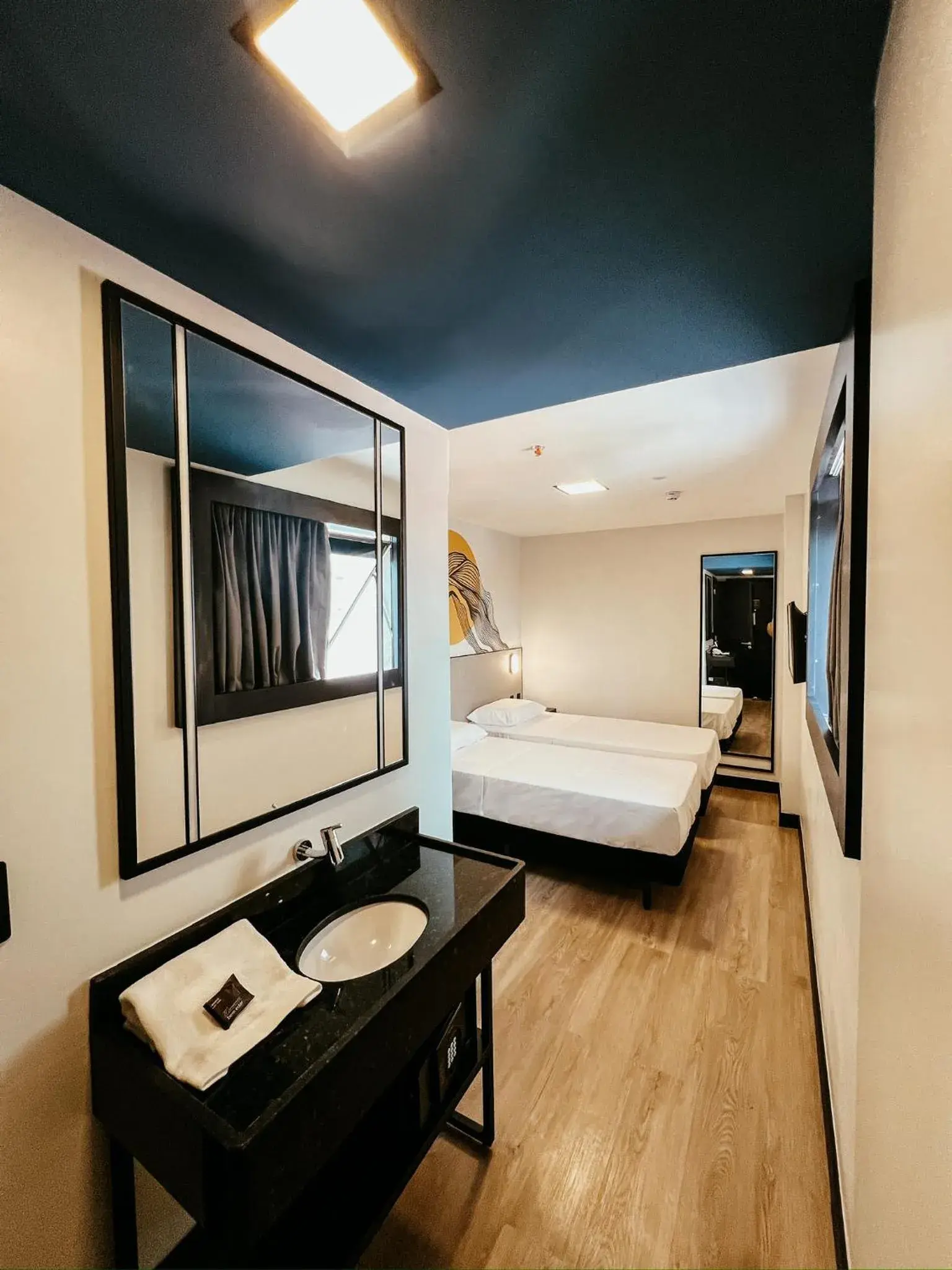 Photo of the whole room, Bed in WA HOTEL FORTALEZA Photo of the whole room, Bed in WA HOTEL FORTALEZA