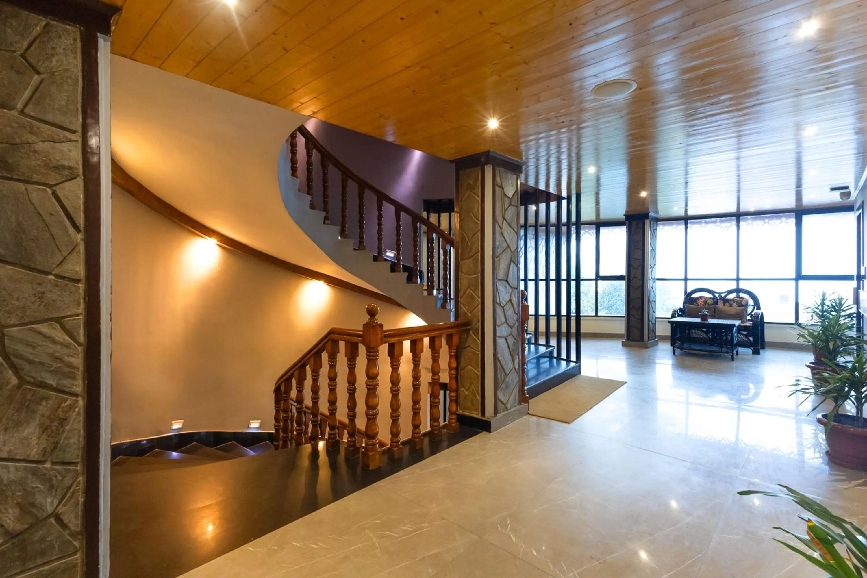 Lobby or reception in Sumitel Queens Yard