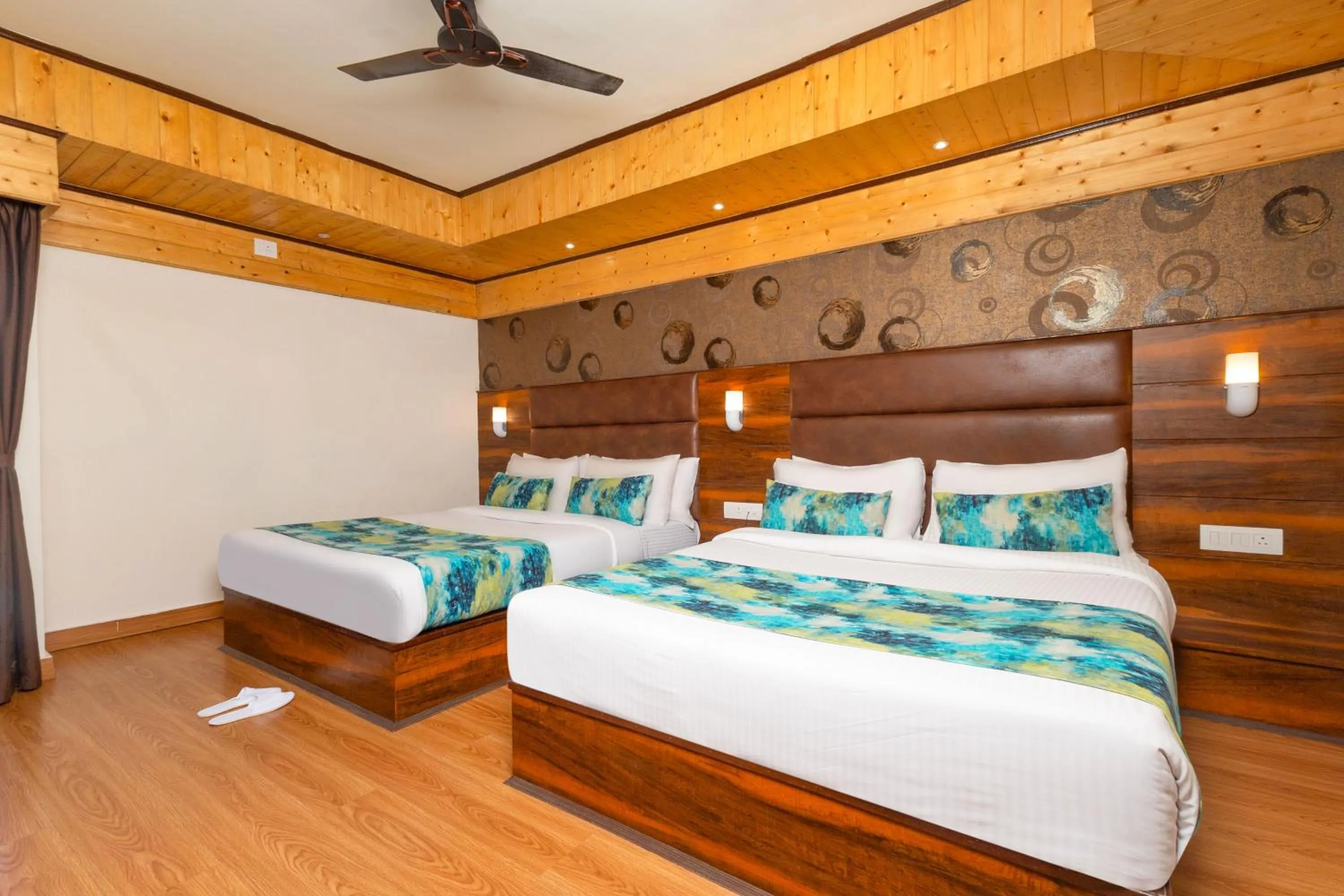 Bedroom, Bed in Sumitel Queens Yard