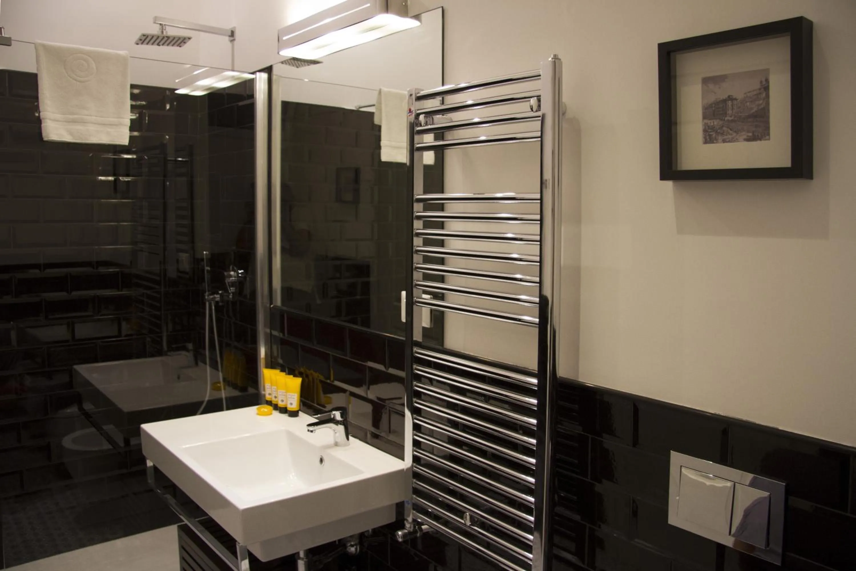 Bathroom in Leoncino 36 Apartments in Rome