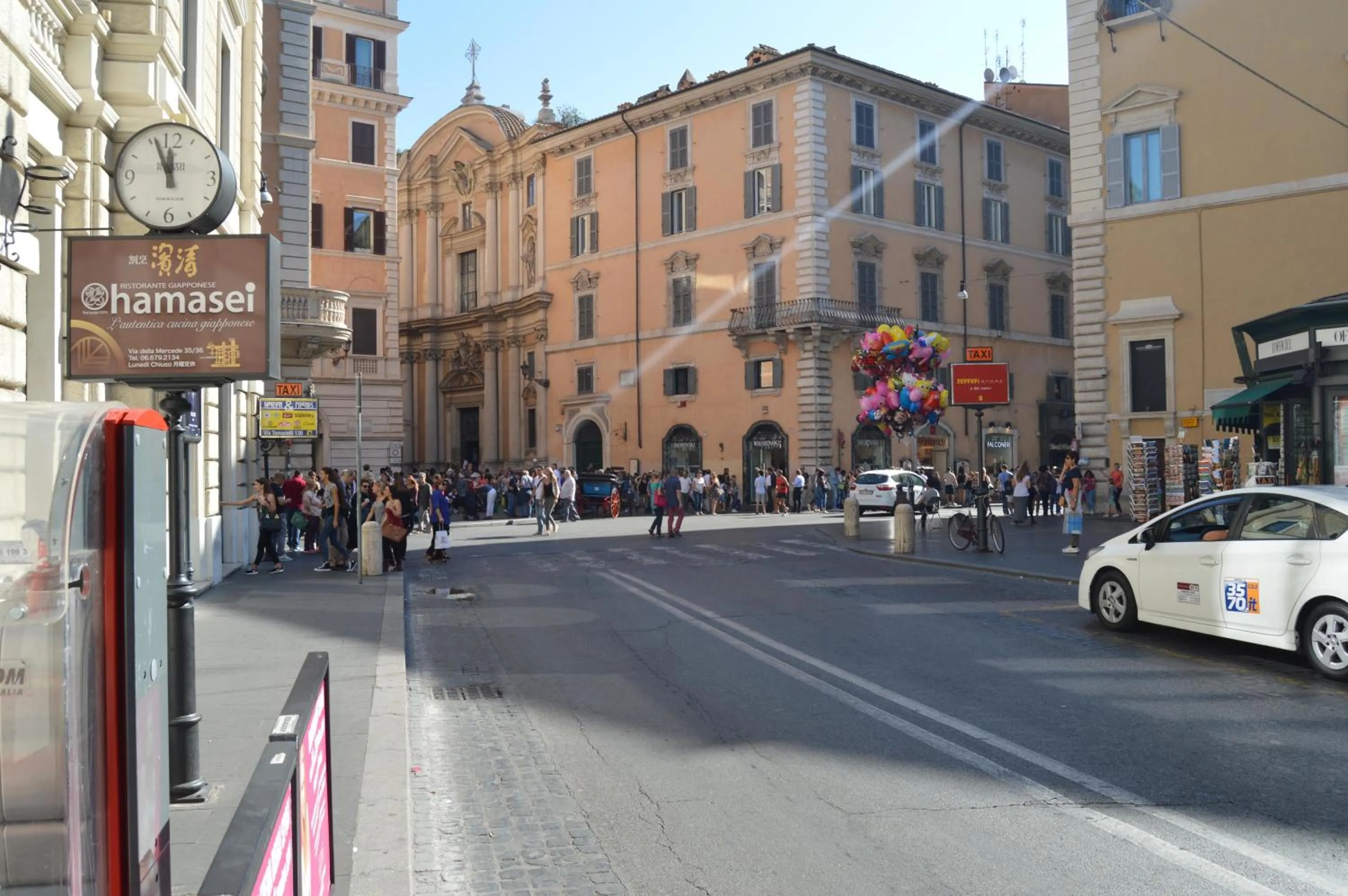 Area and facilities in Leoncino 36 Apartments in Rome