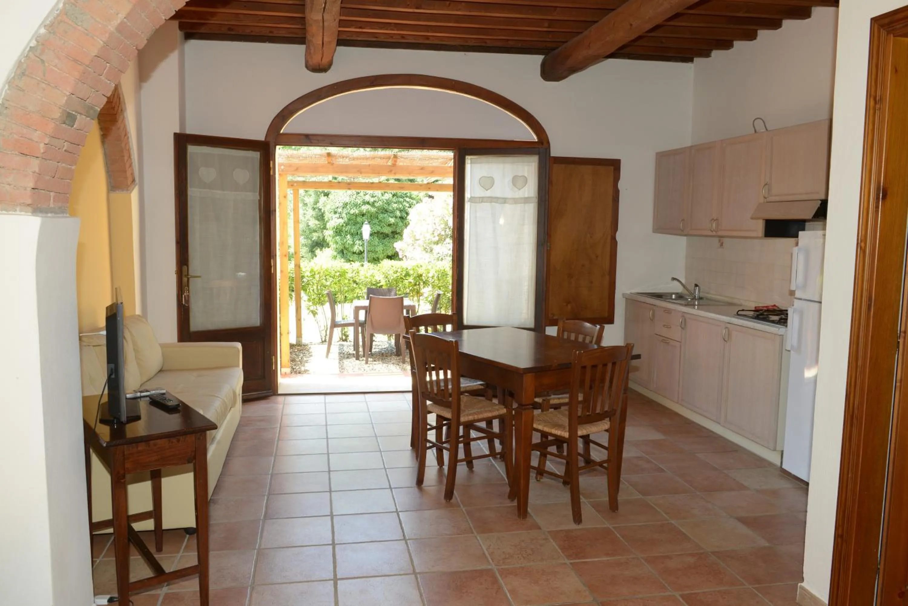 Kitchen or kitchenette in Borgo San Martino - Residence Hotel & SPA