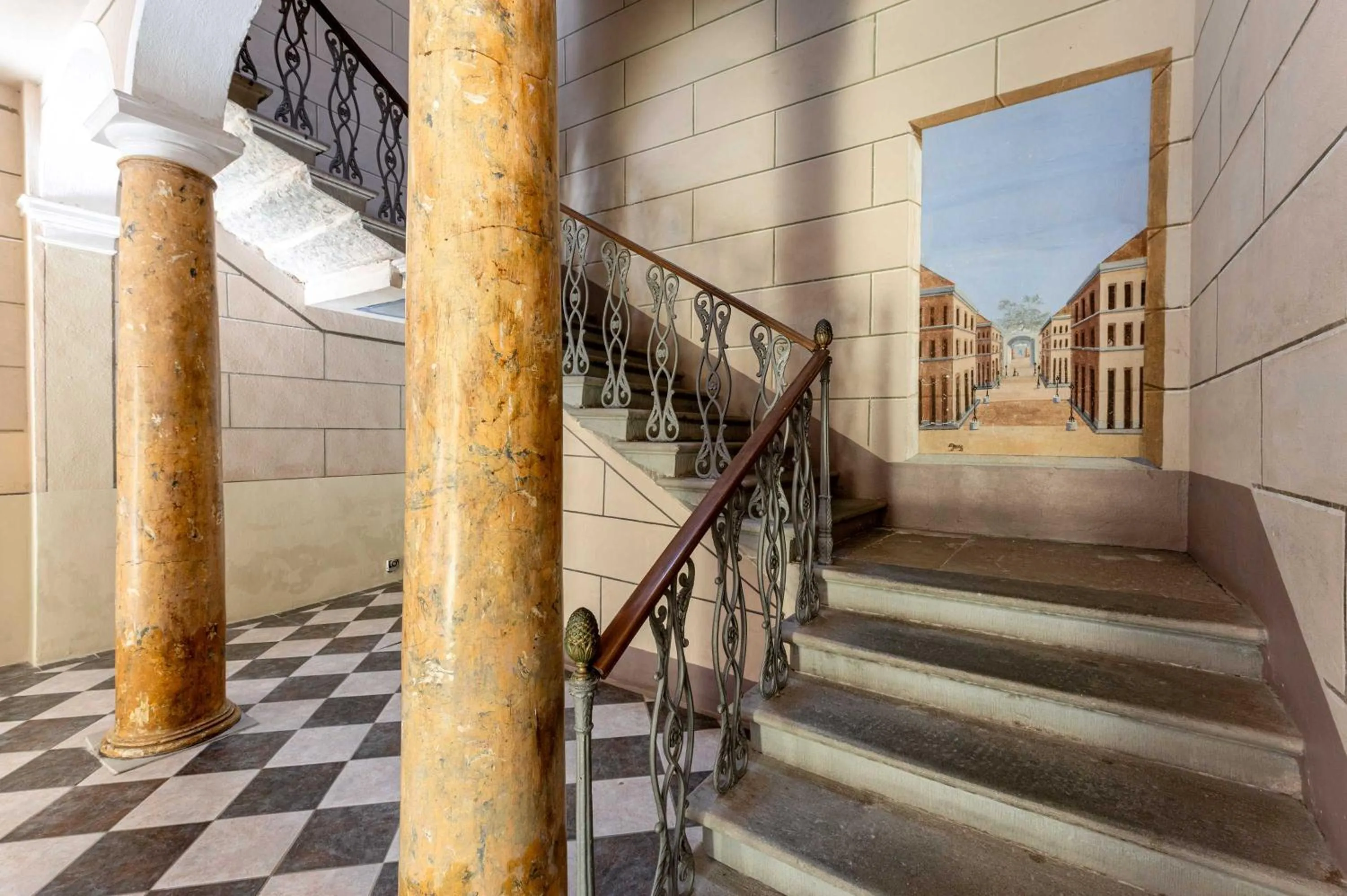 Inner courtyard view in Borgo San Martino - Residence Hotel & SPA