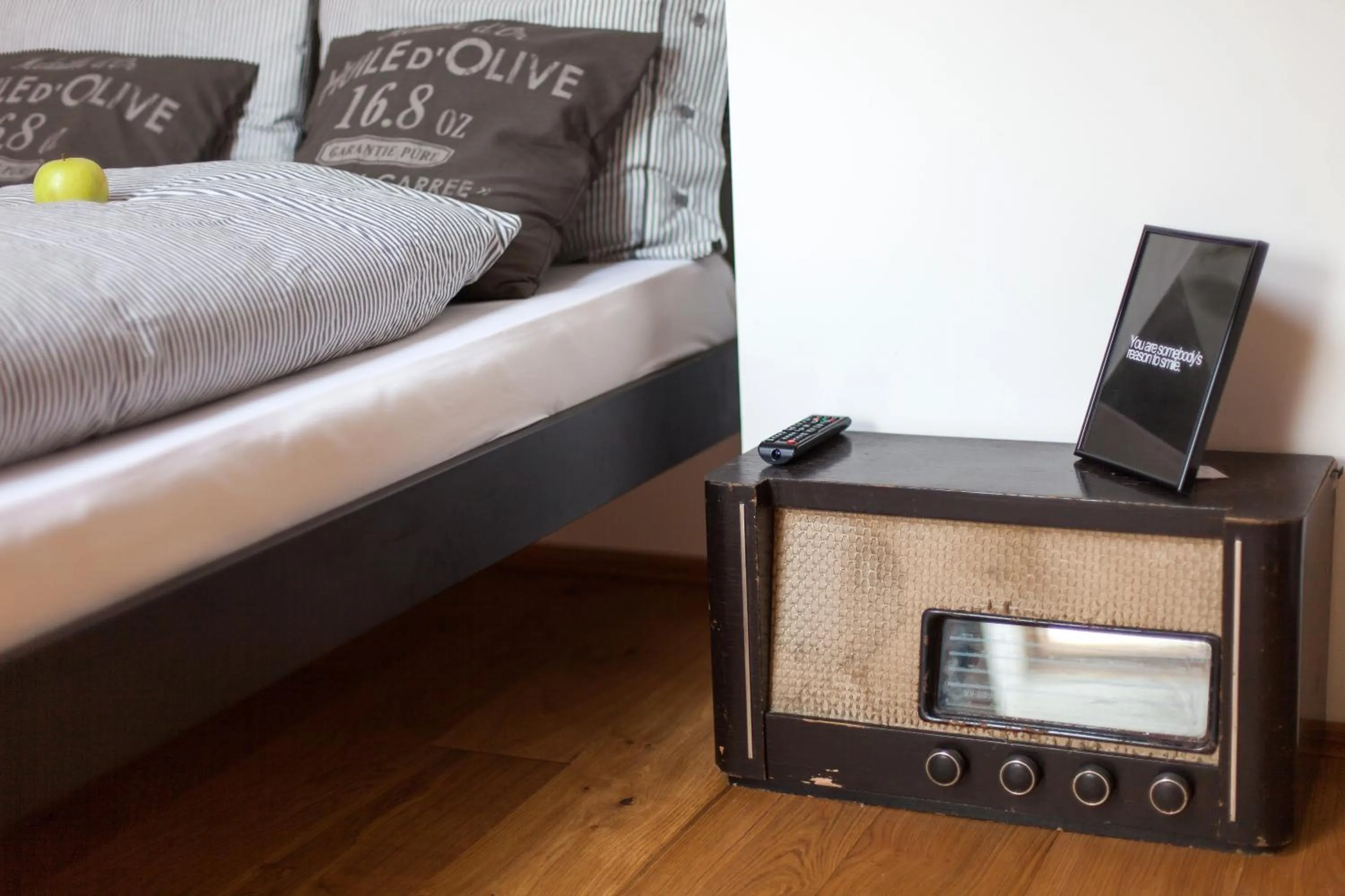 Decorative detail, Bed in Camino Home