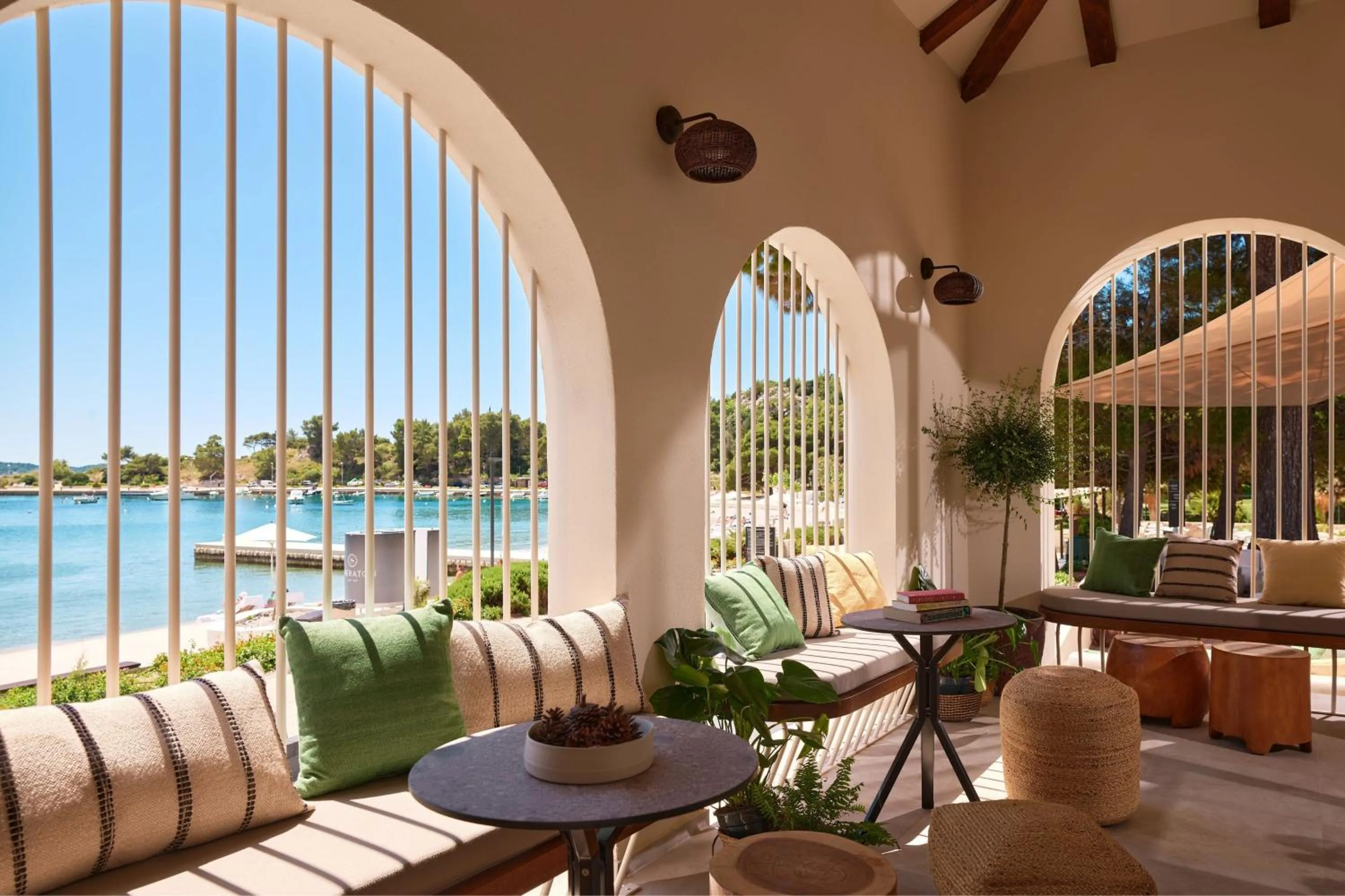 Restaurant/places to eat in Sheraton Dubrovnik Riviera Hotel