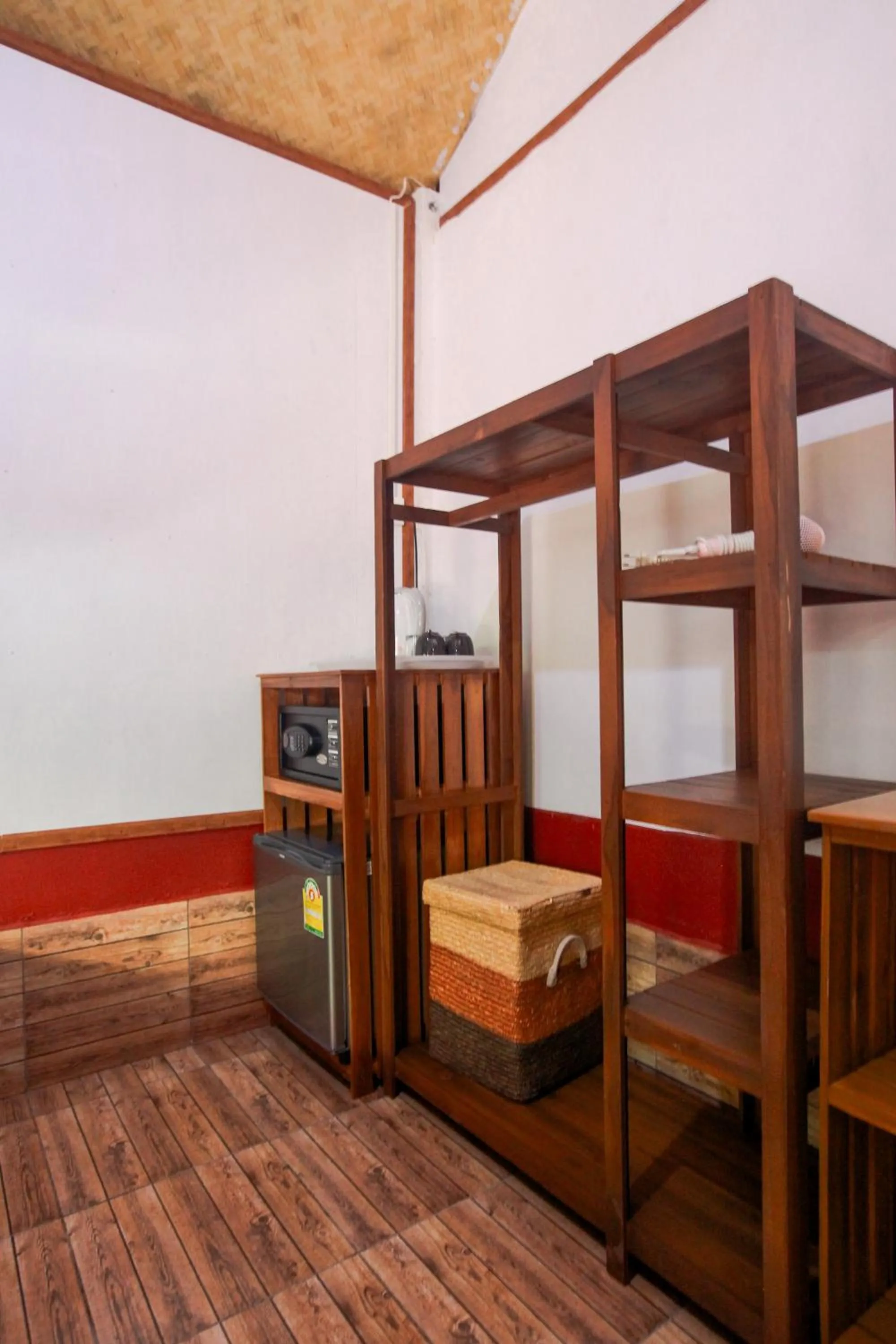 wardrobe, Bed in Family Song Koh Lipe