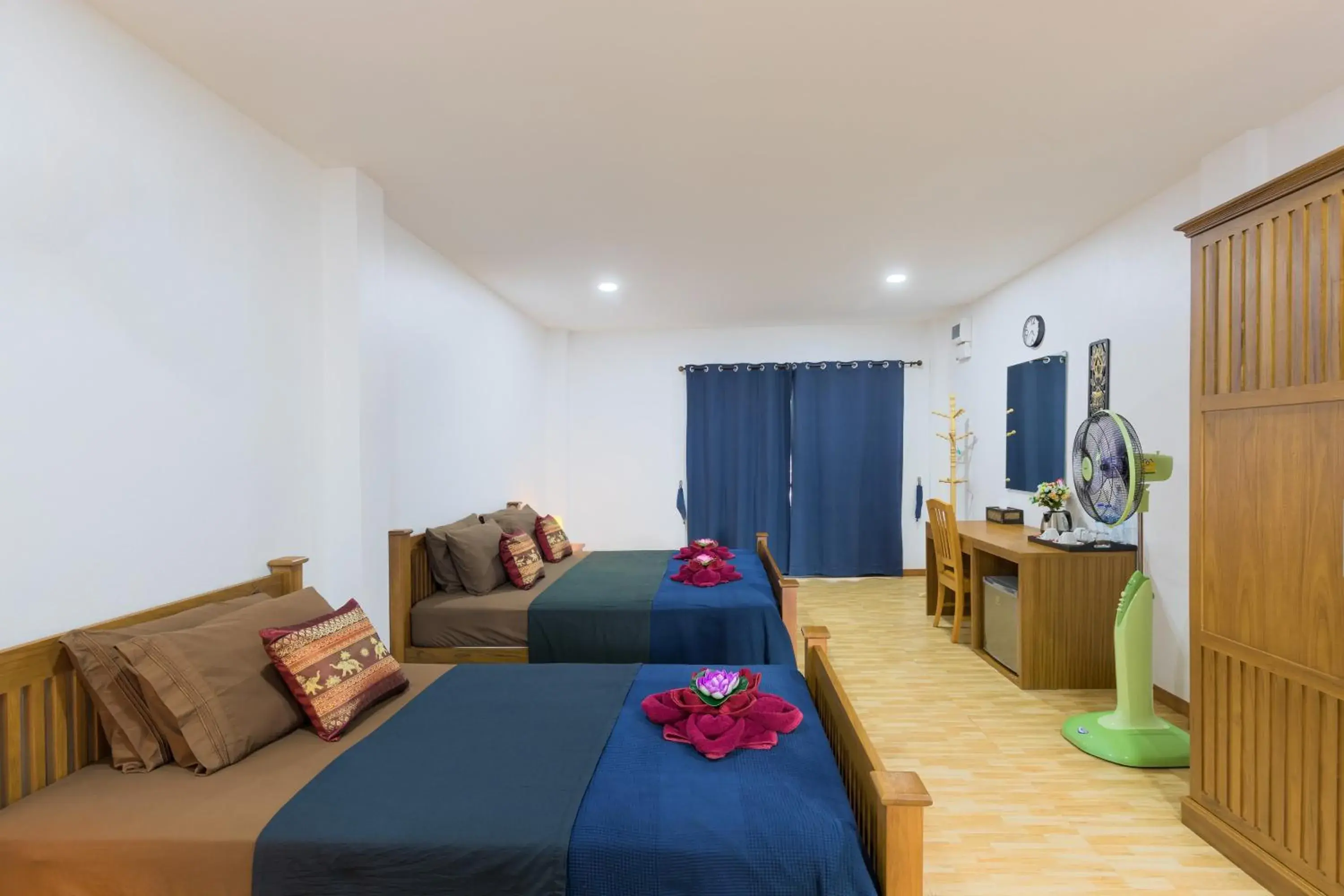 Photo of the whole room, Bed in Family Song Koh Lipe Photo of the whole room, Bed in Family Song Koh Lipe