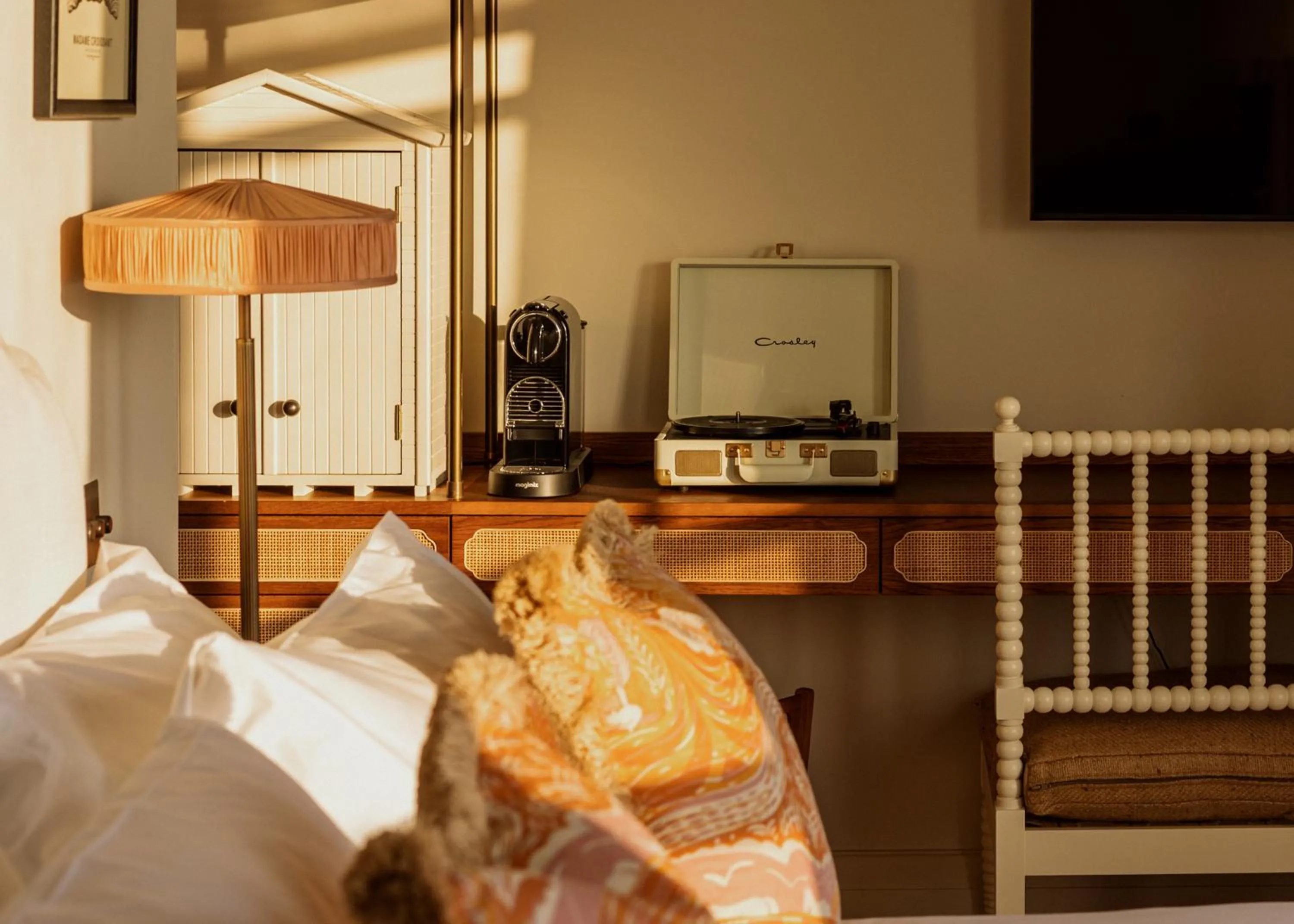 Bed in No.124 by GuestHouse, Brighton