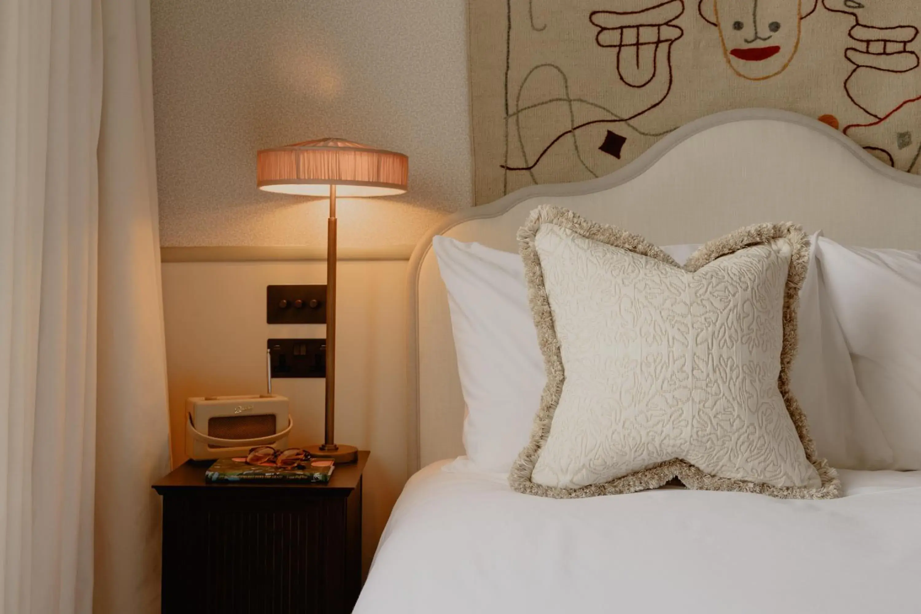 Small Double Room in No.124 by GuestHouse, Brighton Small Double Room in No.124 by GuestHouse, Brighton