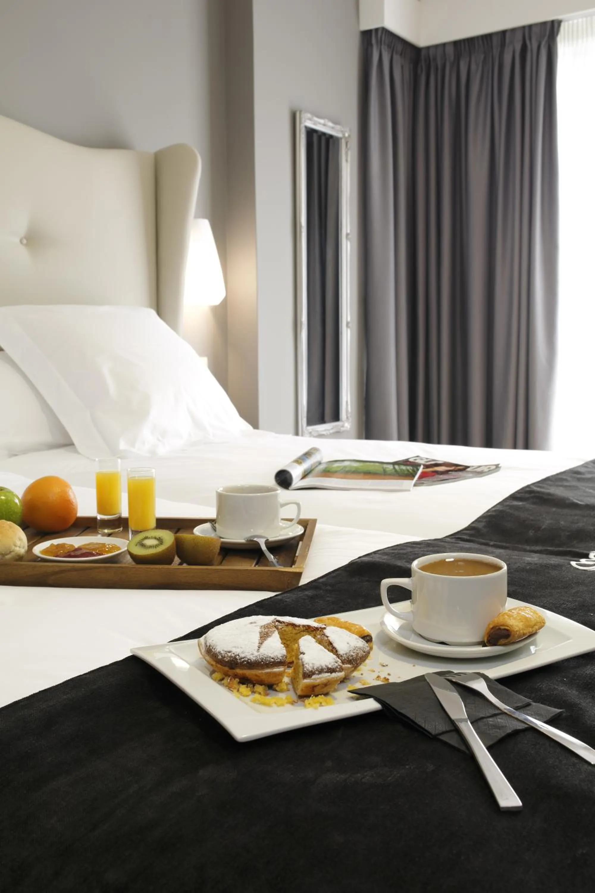 Bedroom, Bed in Capitol Boutique Hotel