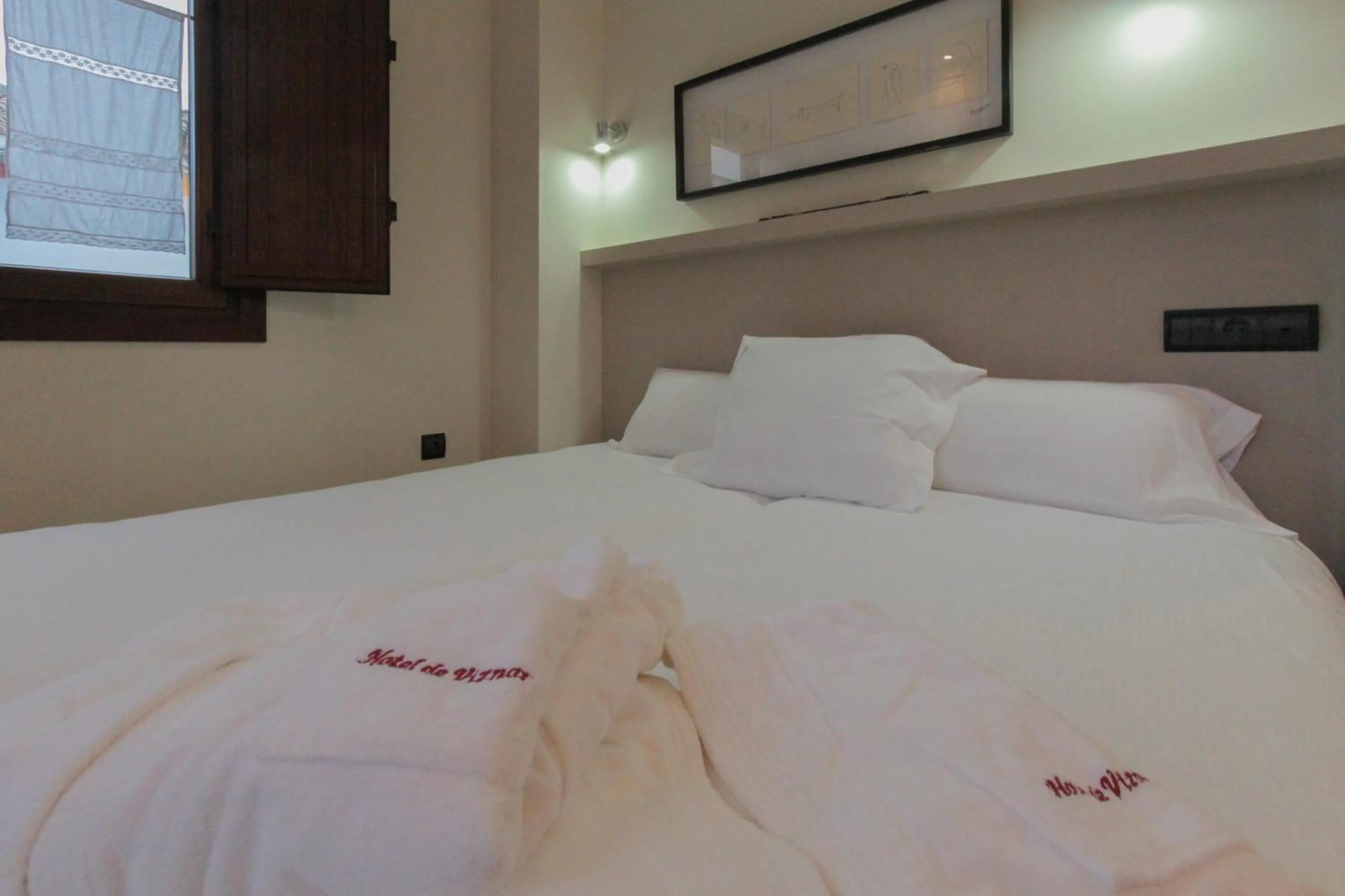 Bedroom, Bed in Apartamentos Turísticos Aguas de Viznar