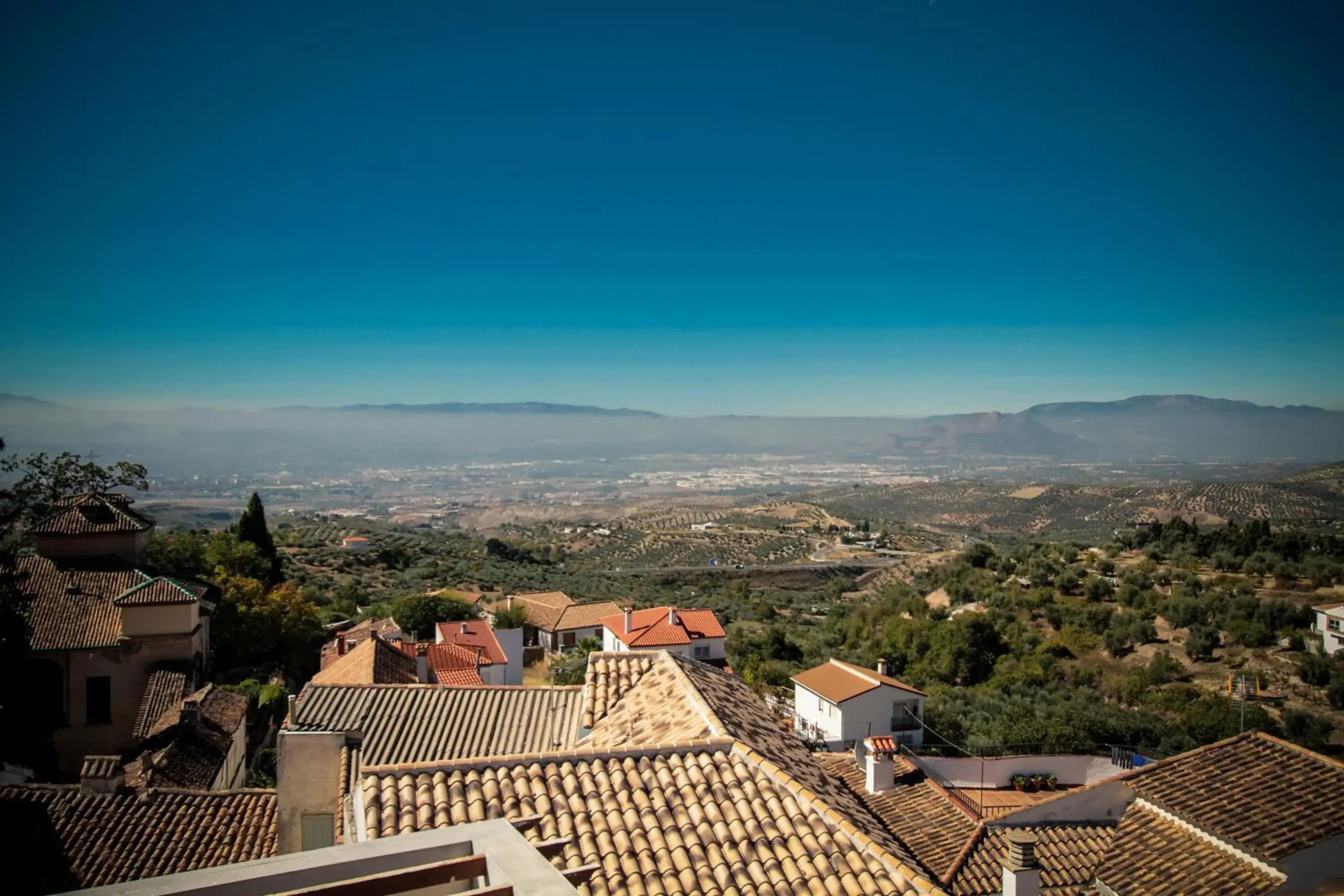 Three-Bedroom Premium Apartment with Balcony in Apartamentos Turísticos Aguas de Viznar Three-Bedroom Premium Apartment with Balcony in Apartamentos Turísticos Aguas de Viznar