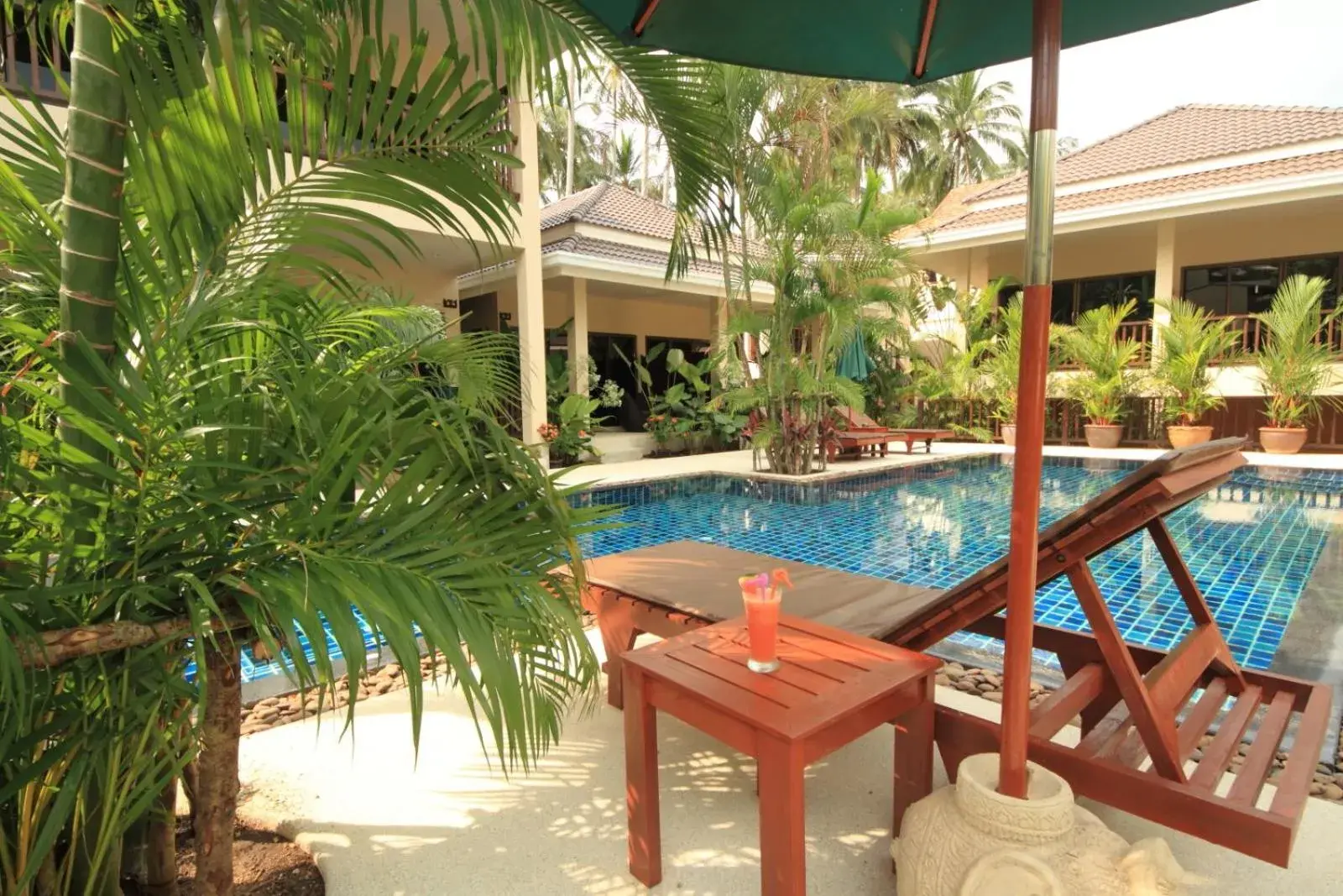 Swimming pool in Baan Sawan Samui Resort Swimming pool in Baan Sawan Samui Resort