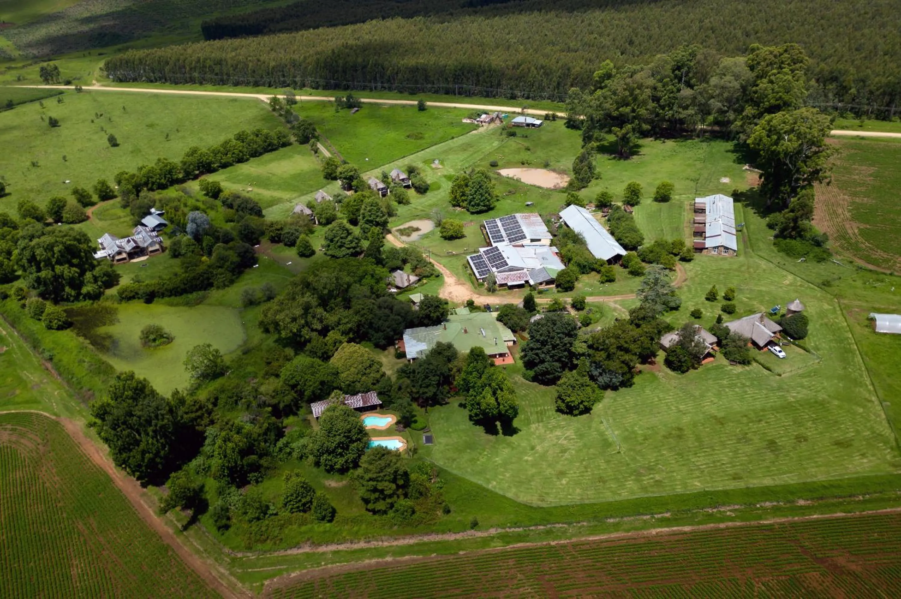 Property building in Ardmore Guest Farm