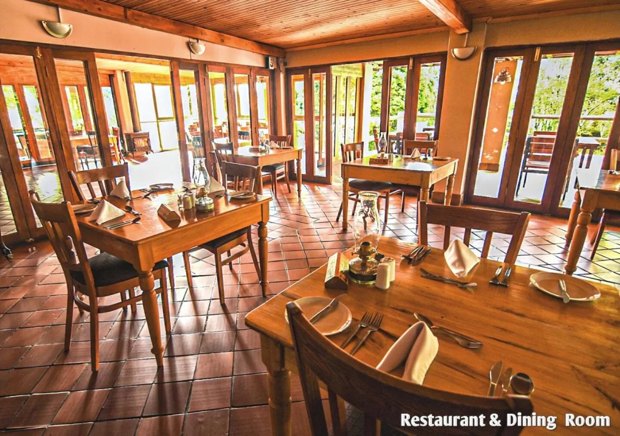 Restaurant/places to eat in Ardmore Guest Farm