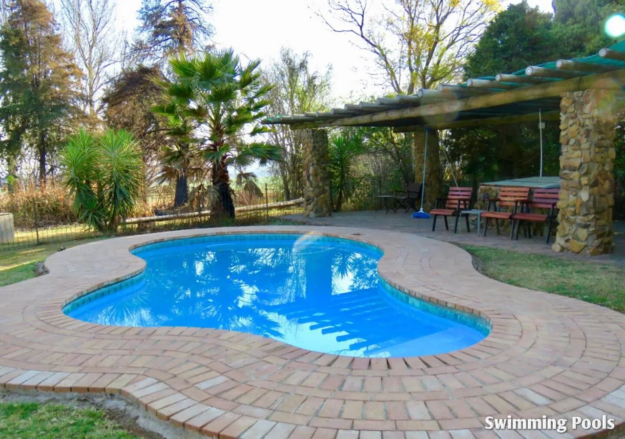 Pool view in Ardmore Guest Farm