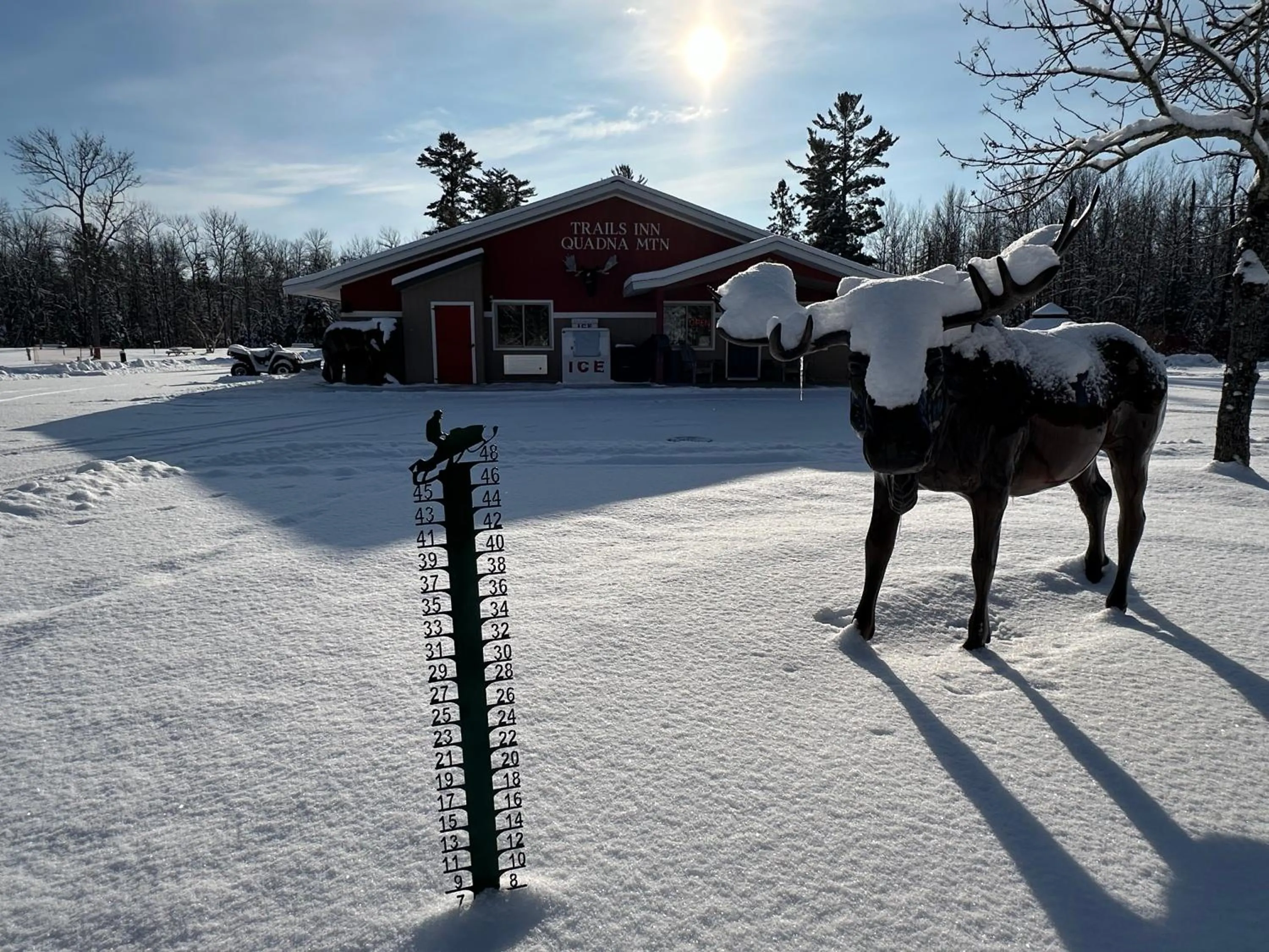 Trails INN Quadna Mountain Motel & RV Park