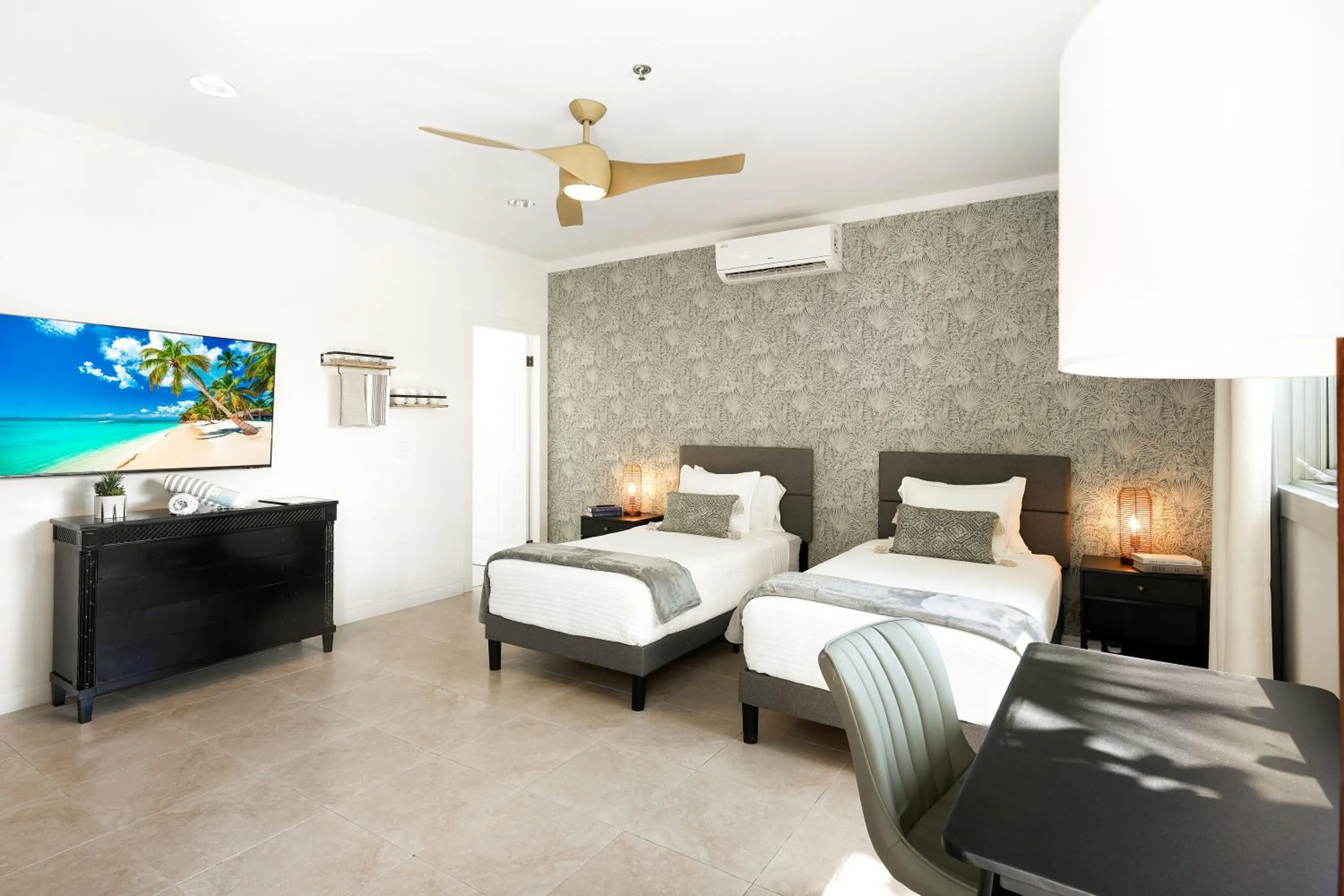 Bed in Cobalt Coast Resort