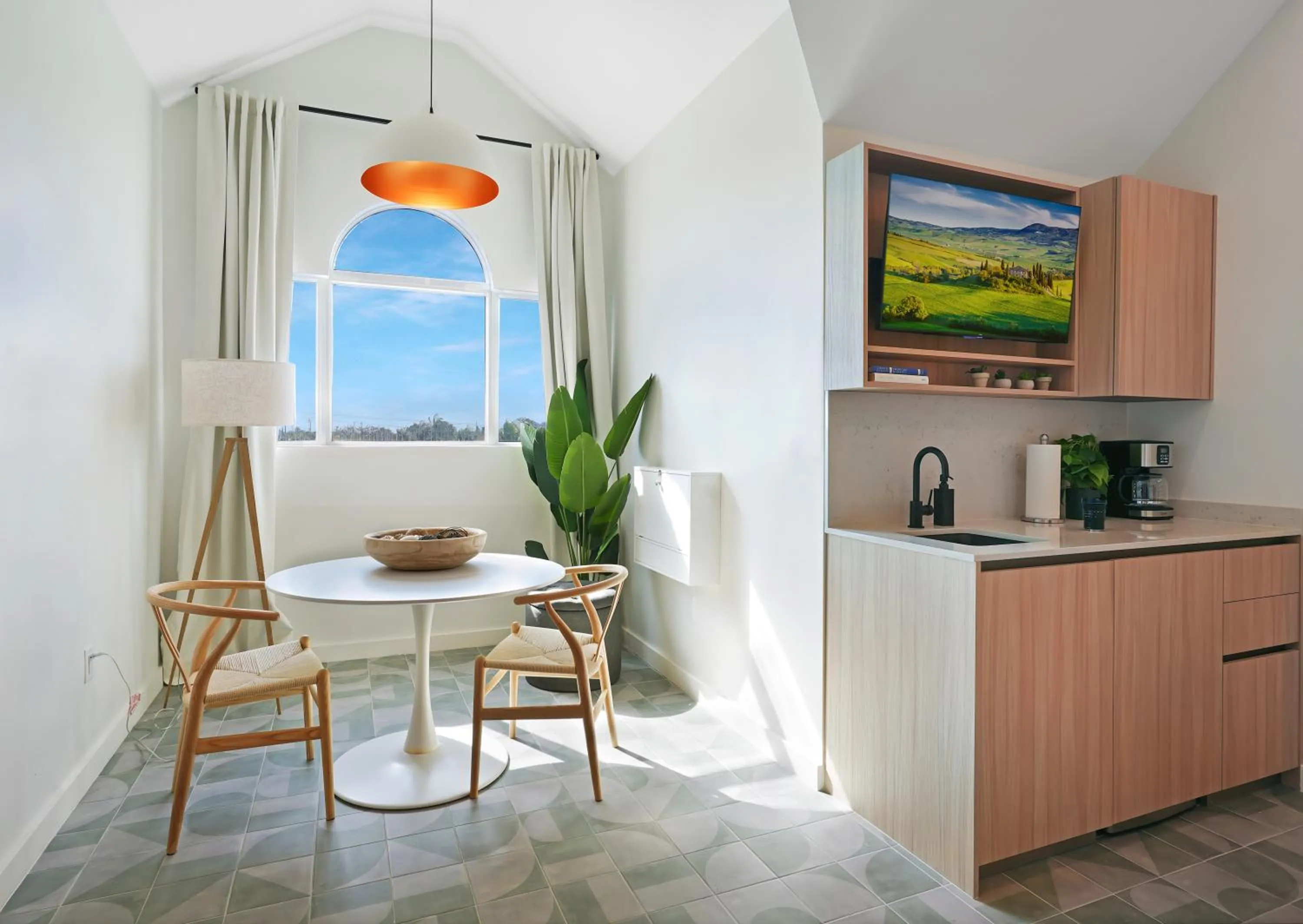 Coffee/tea facilities in Cobalt Coast Resort