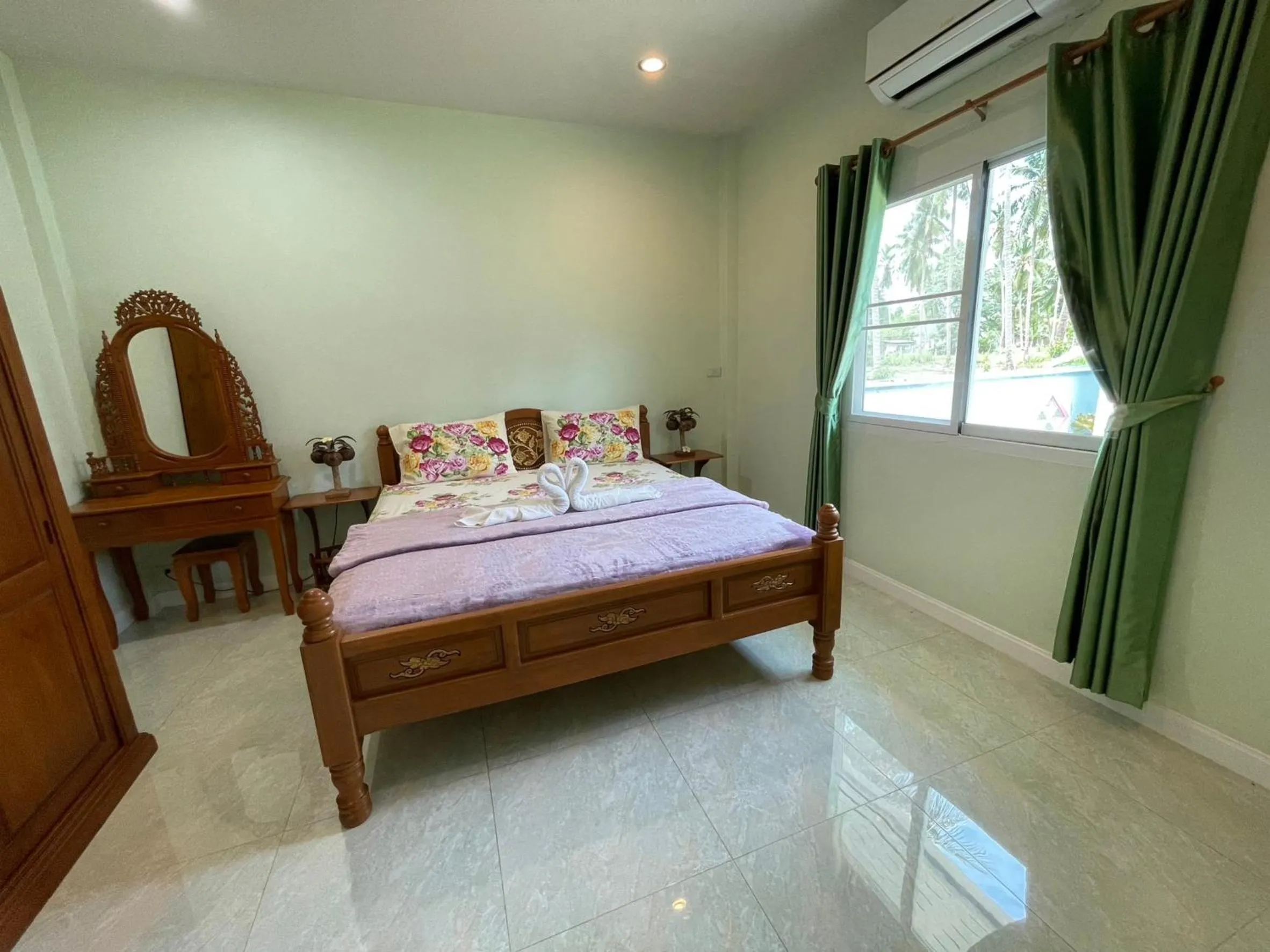 Bed in Blue Beach Bungalow