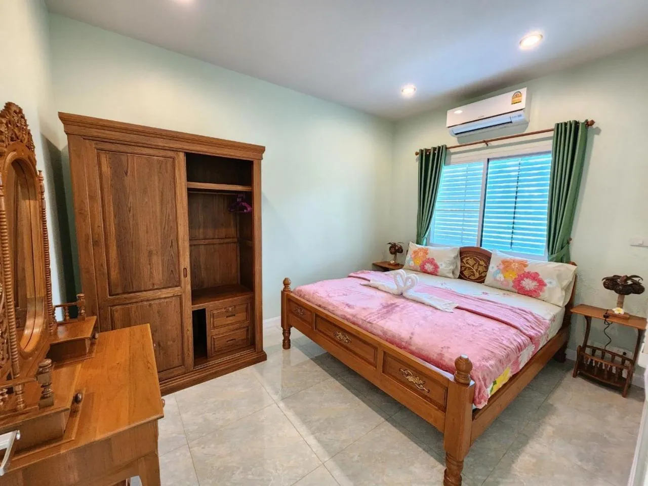 Bed in Blue Beach Bungalow