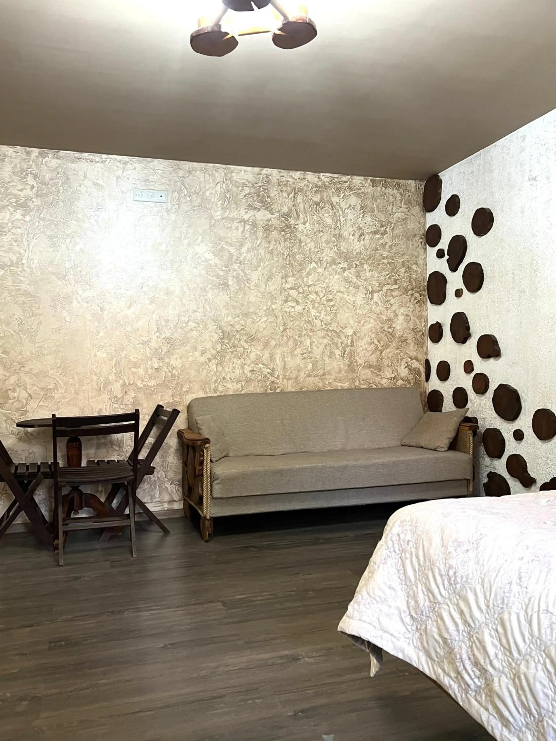 Double Room with Extra Bed in ARTSIV Guesthouse