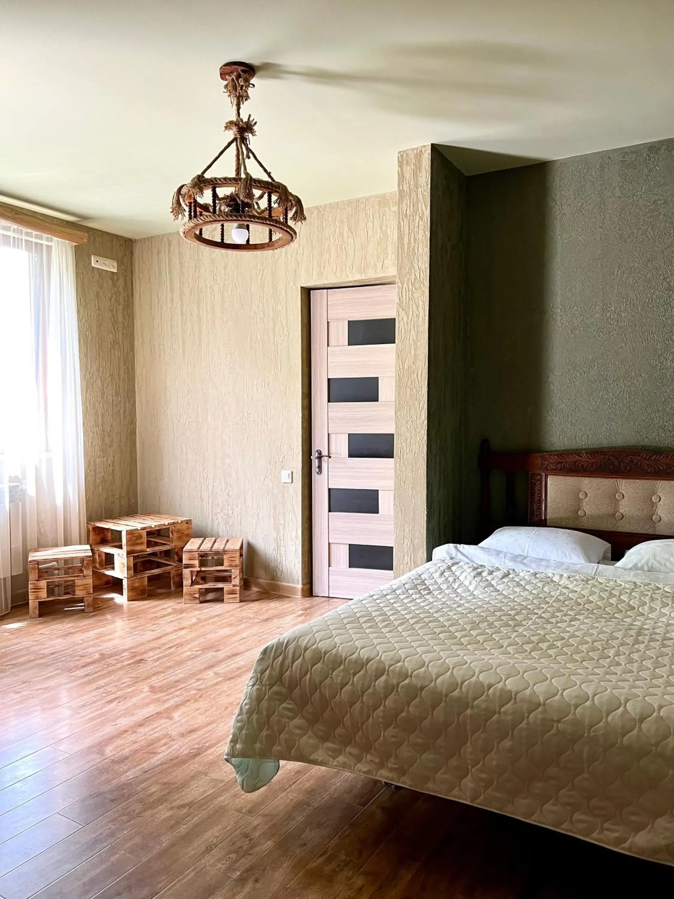 Double Room with Private Bathroom in ARTSIV Guesthouse Double Room with Private Bathroom in ARTSIV Guesthouse