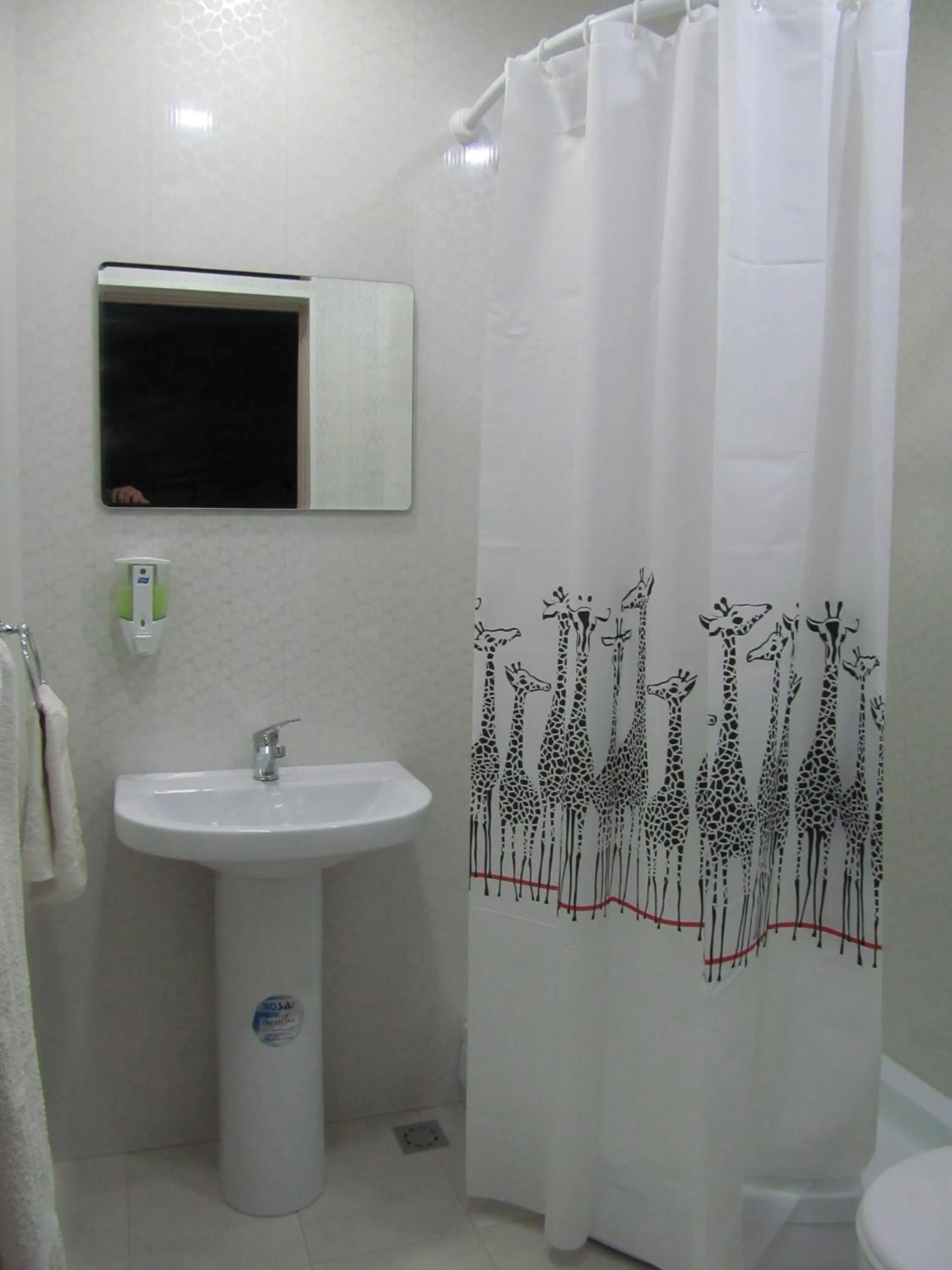Twin Room with Private Bathroom in ARTSIV Guesthouse