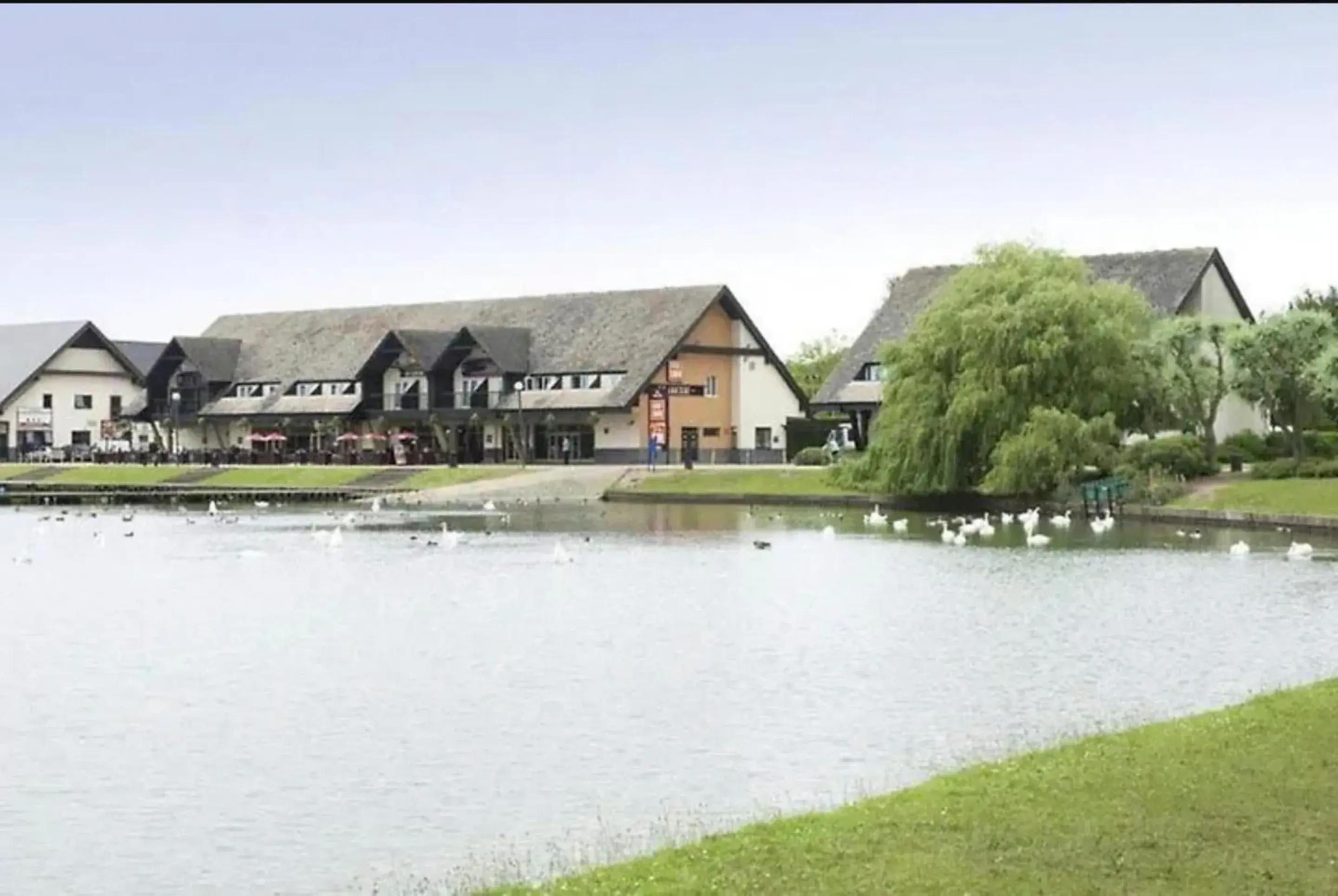 Property building in The Willen Lodge Hotel Property building in The Willen Lodge Hotel