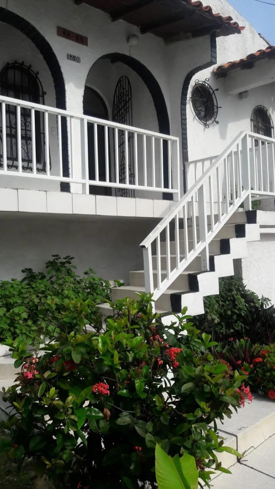 Property building in B&B Grand Royal Inn