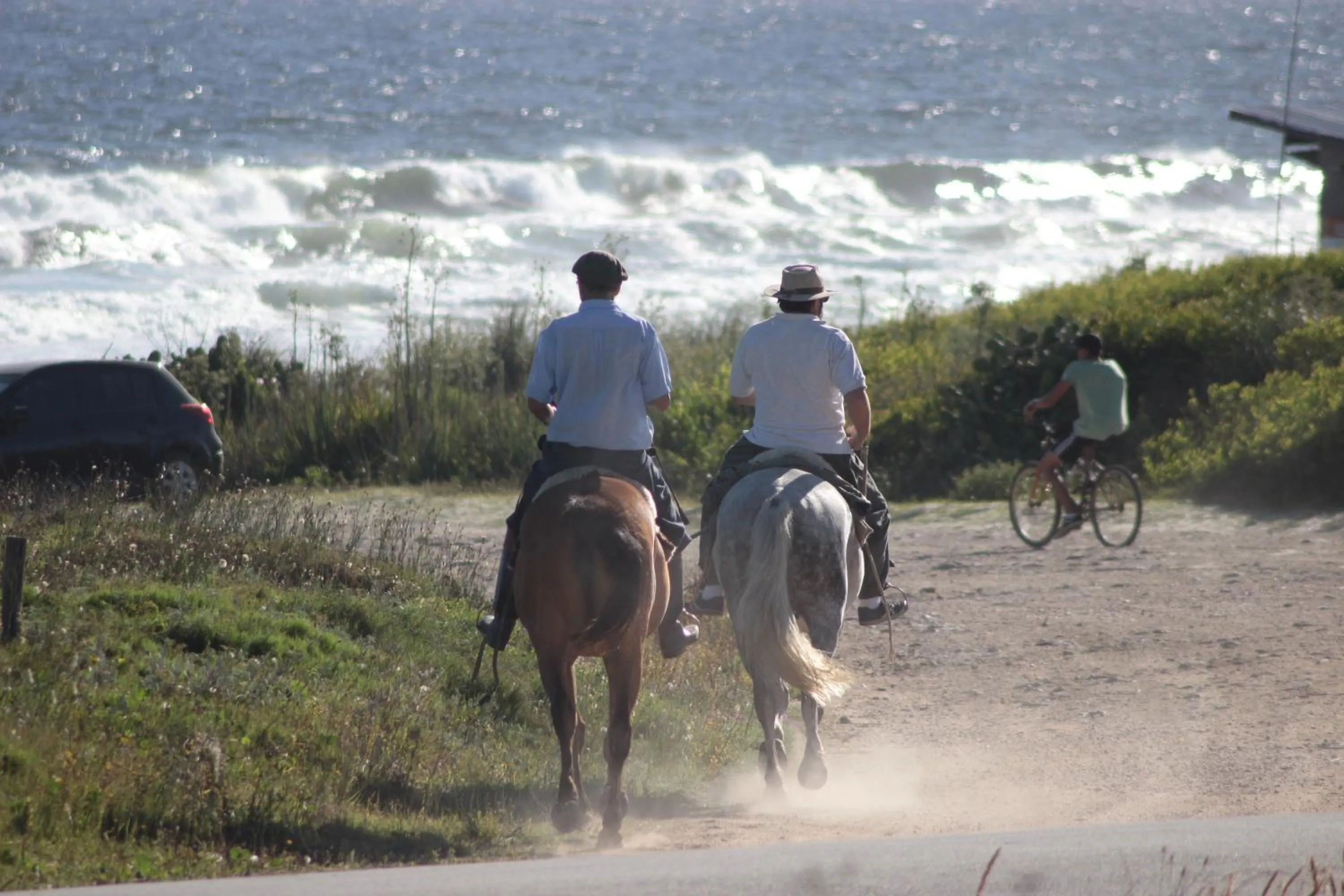 Horse-riding in Posada del Corumbá