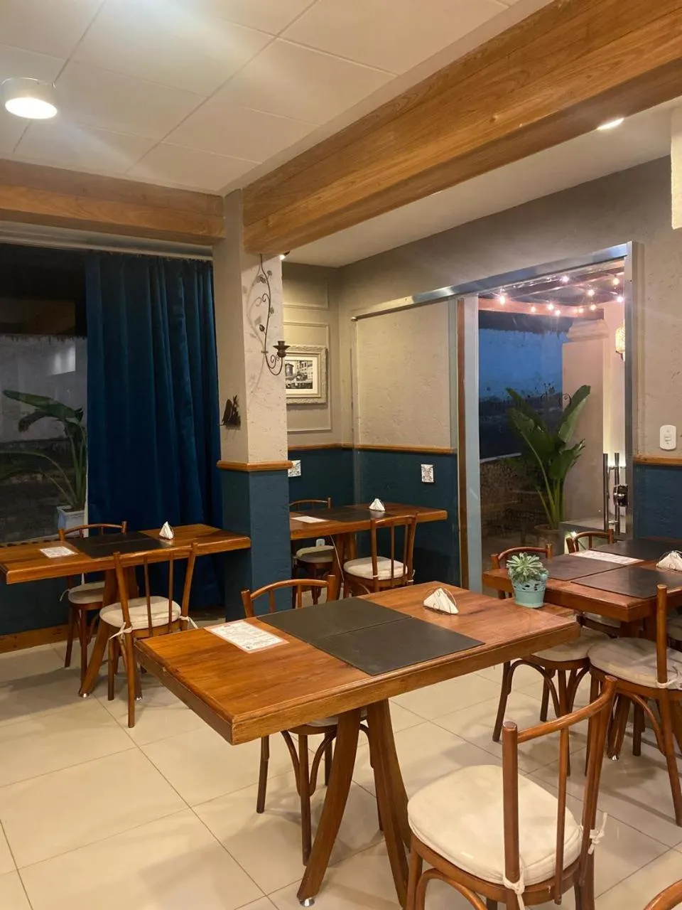 Restaurant/places to eat in Hotel Vila Nova do Príncipe