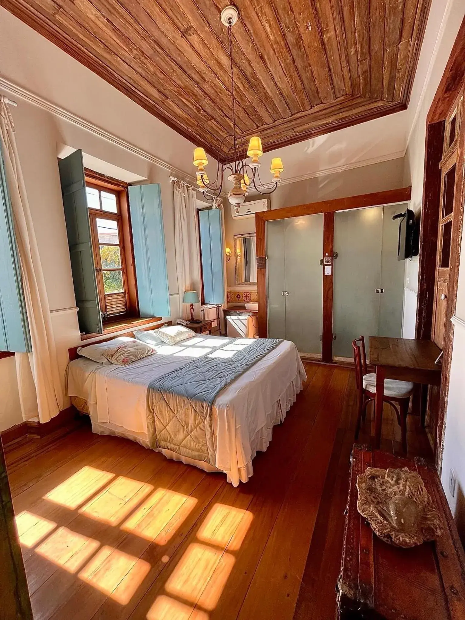 Superior Double Room - single occupancy in Hotel Vila Nova do Príncipe Superior Double Room - single occupancy in Hotel Vila Nova do Príncipe